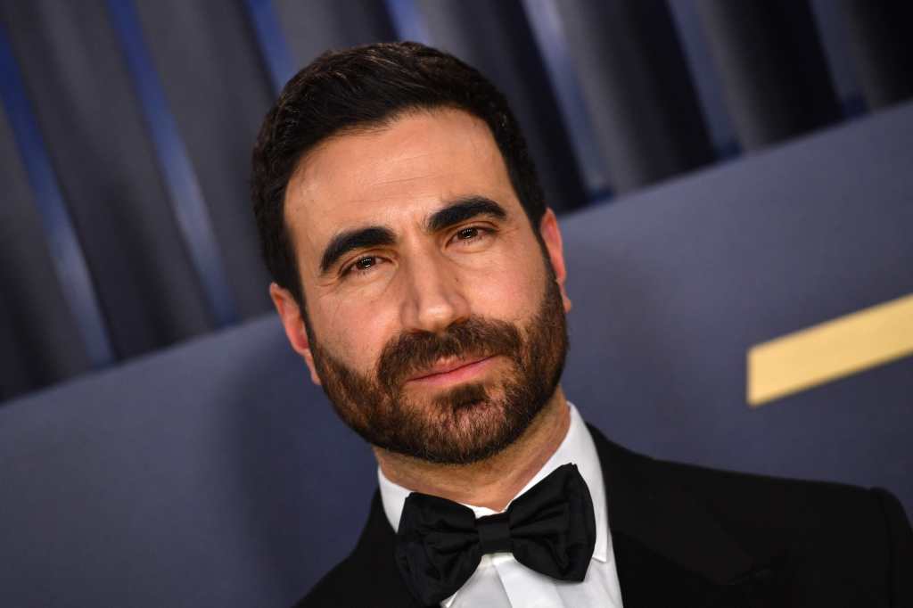 Ben Affleck siente pena por Brett Goldstein, el nuevo romance de JLo