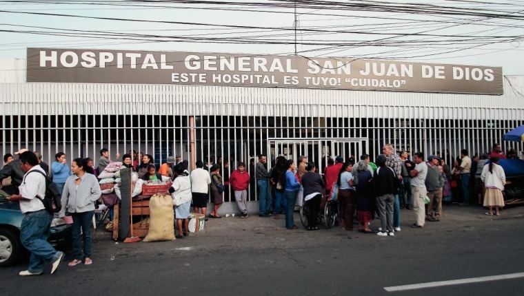 La falta de medicamentos y otros insumos en el Hospital General San Juan de Dios ha sido señaladas por personal médico en los últimos meses. (Foto Prensa Libre: HemerotecaPL)