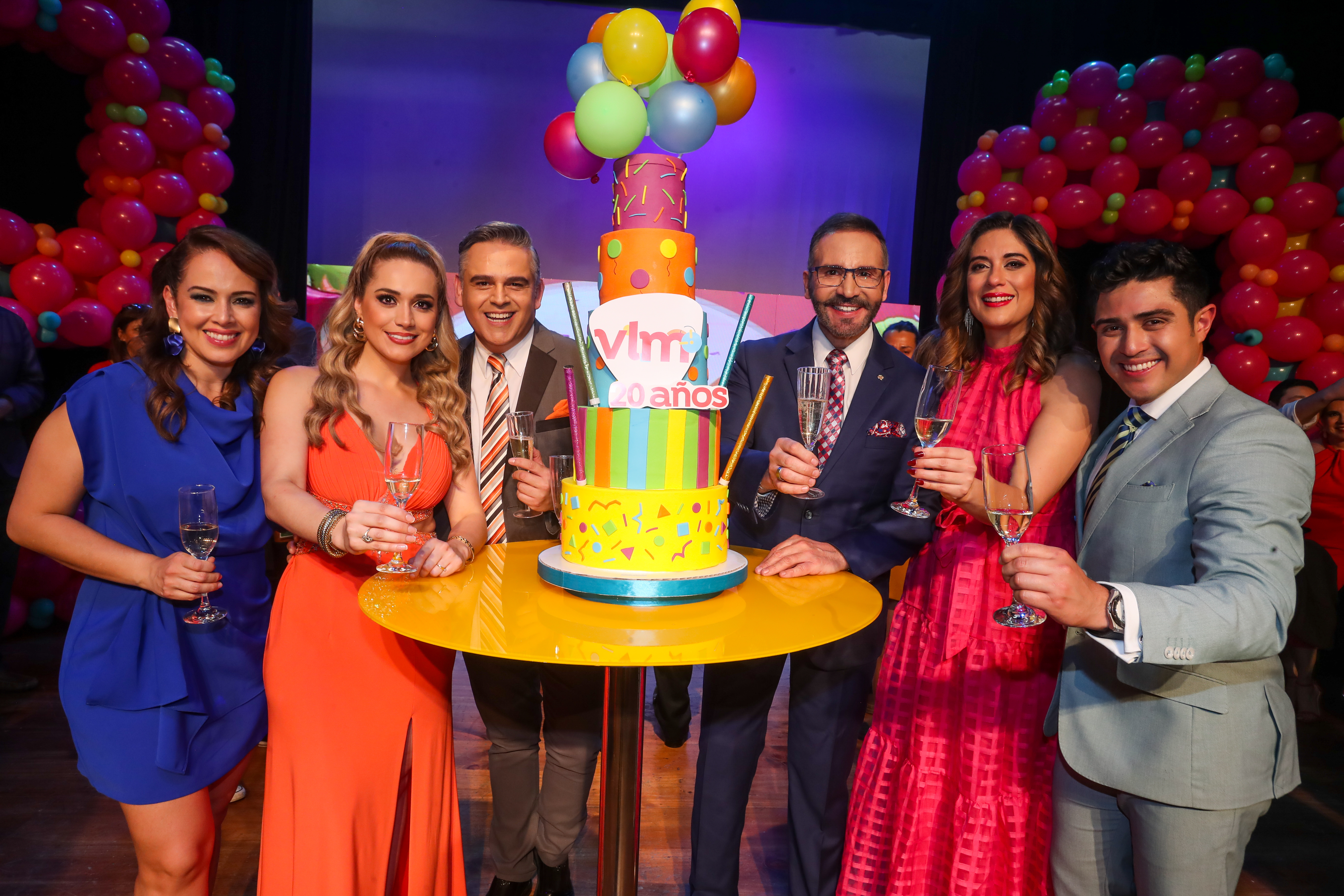 Viva la Mañana cumple 20 años al aire