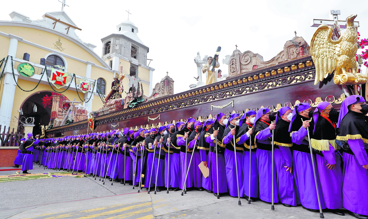 Jesús de los Milagros en su procesión de Domingo de Ramos del Santuario de San José, recorre las calles del Centro Histórico.