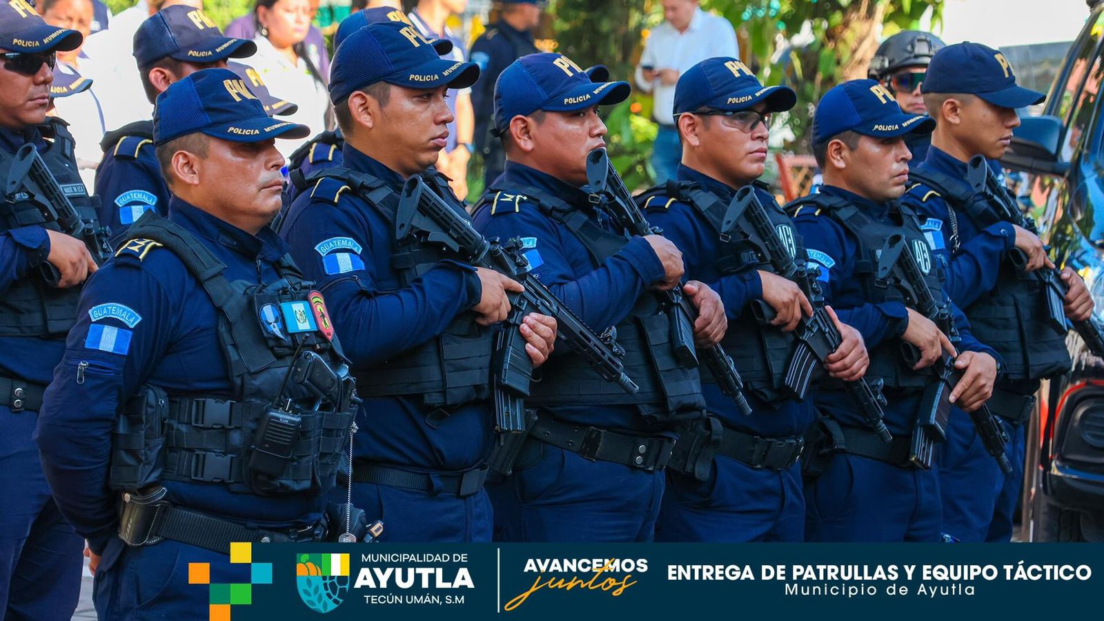 El ministro del Interior, Francisco Jiménez, comenzó un análisis jurídico sobre la legalidad de la adquisición por las normativas vigentes. (Foto Prensa Libre: Municipalidad de Ayutla, San Marcos)