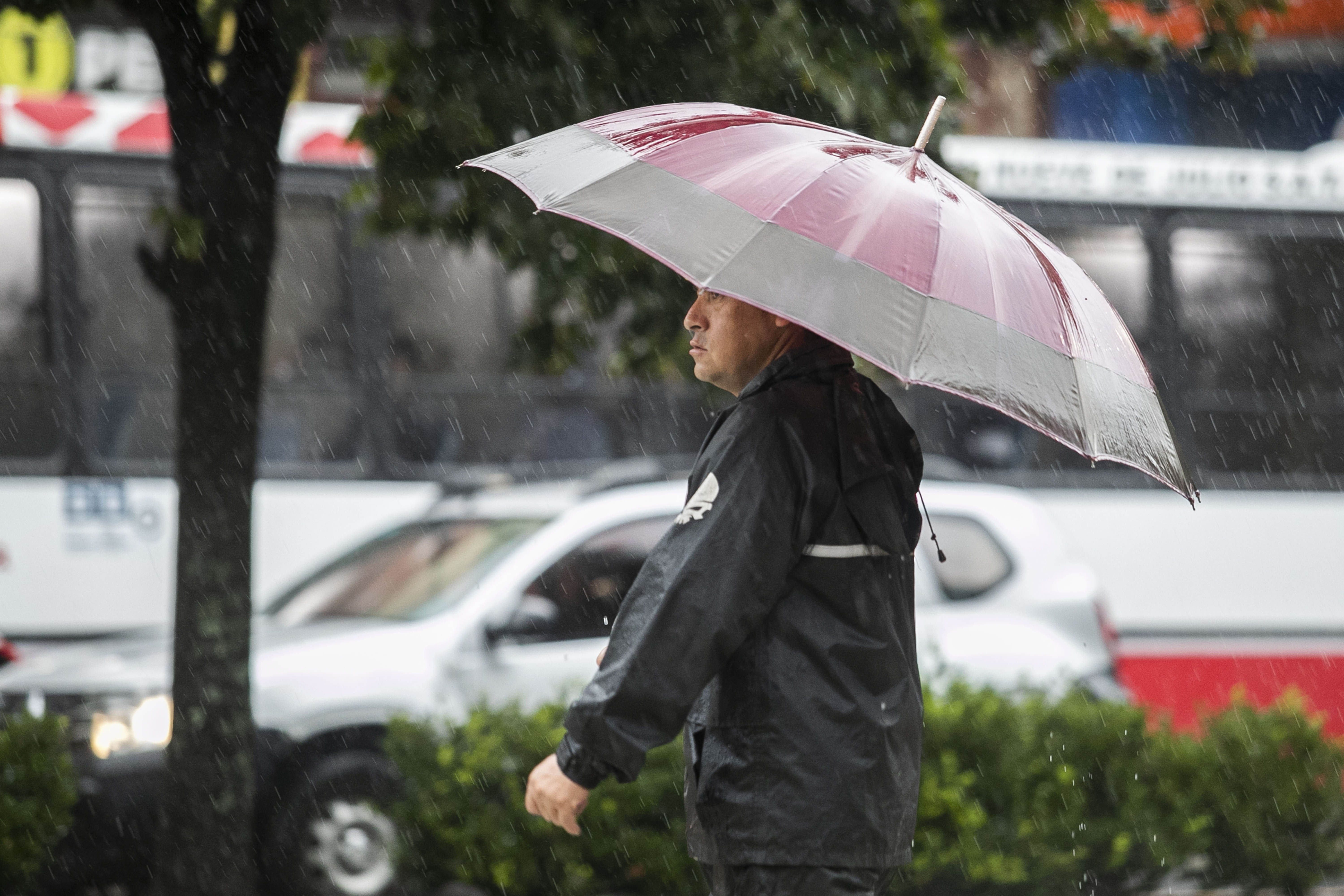 Alerta por posibles tormentas locales severas en Guatemala este fin de semana.