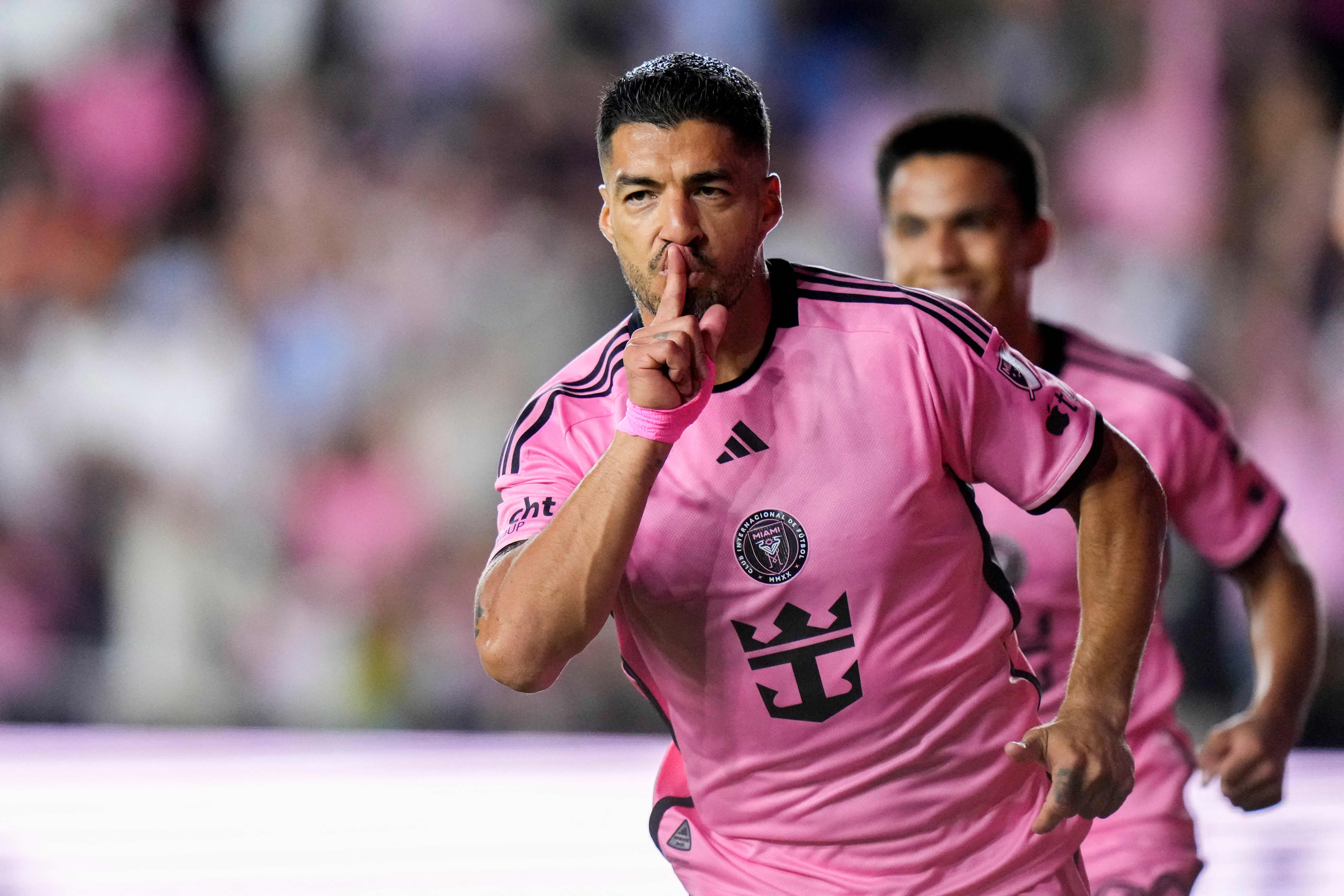 Luis Suárez del Inter Miami celebra un gol que consiguió para su equipo.