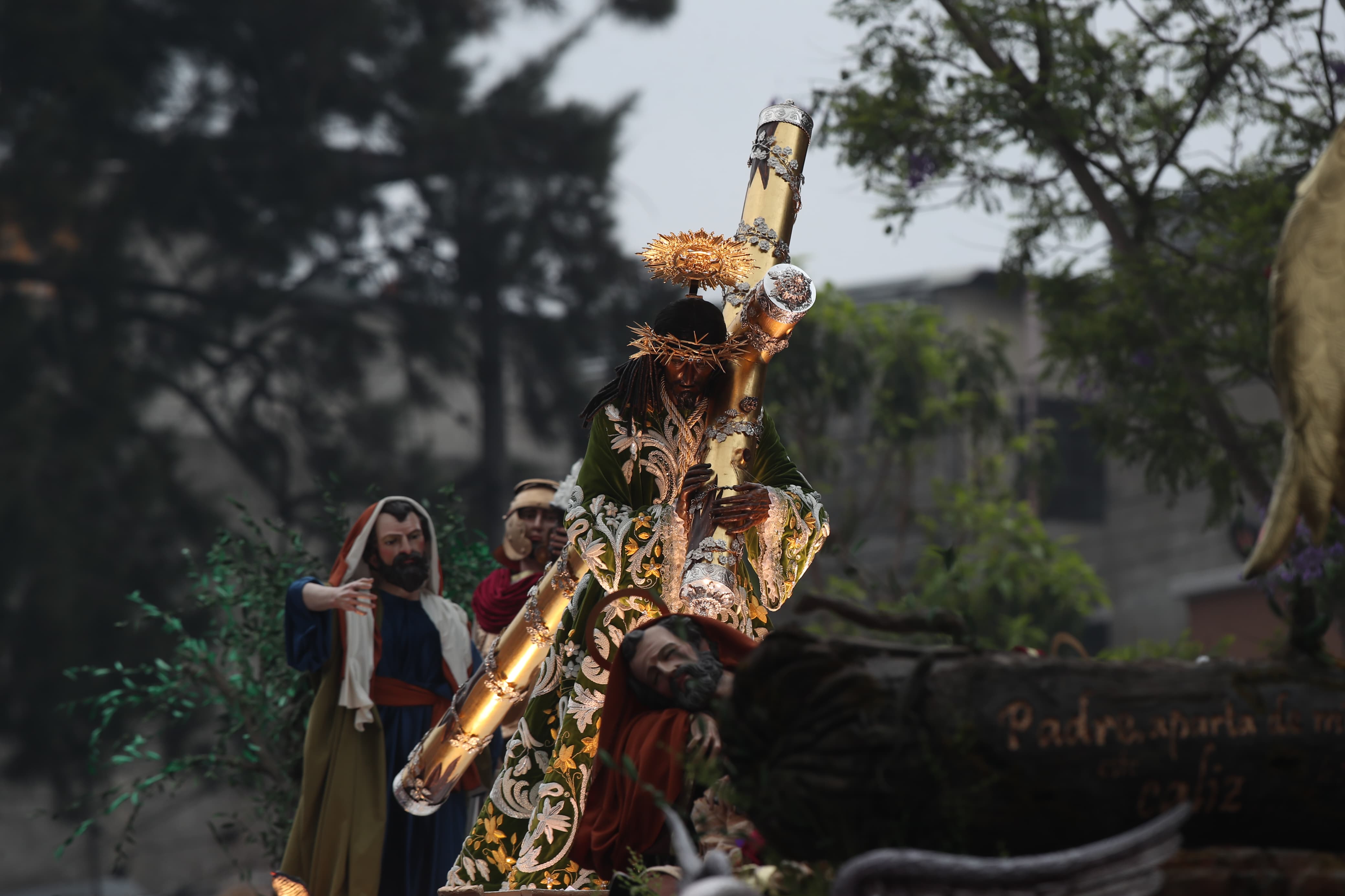 Jesús de Candelaria, es la talla más antigua de la cual se tiene conocimiento. También es conocido como el Nazareno de la Serena Mirada. (Fotografía Prensa Libre: Byron Rivera Baiza).