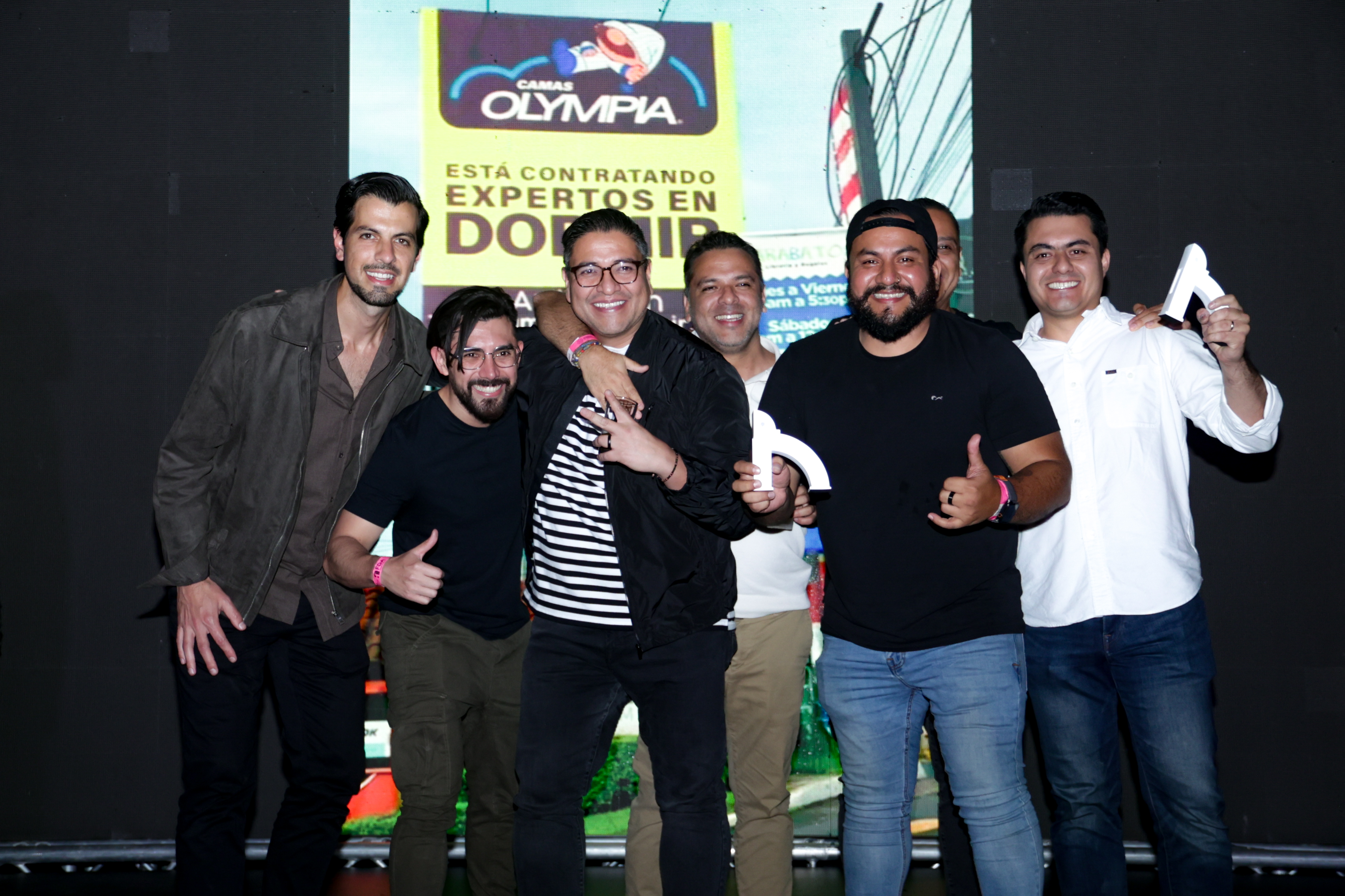 Premiación Día 1; GOOD MOOD; Te pagamos por dormir; Cliente: Camas Olympia. (Fotografía Prensa Libre: Festival de Antigua)