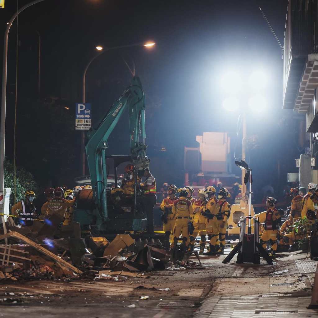 Ascienden a 9 los muertos por el terremoto de Taiwán, que deja más de 100 réplicas