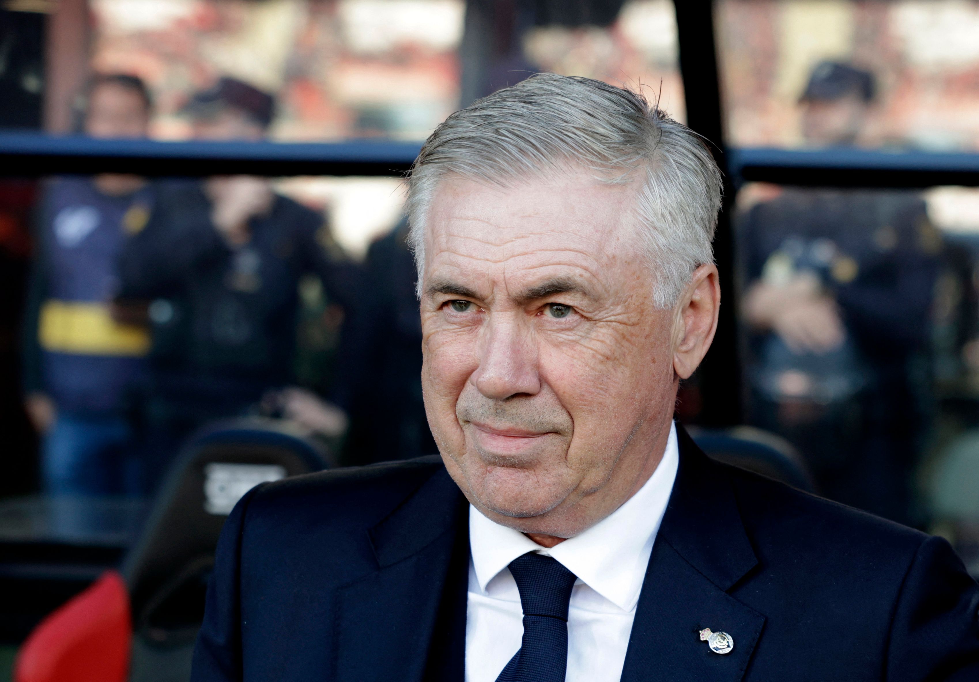 El entrenador del Real Madrid, Carlo Ancelotti, antes de medirse al Mallorca en Son Moix. (Foto Prensa Libre: AFP)