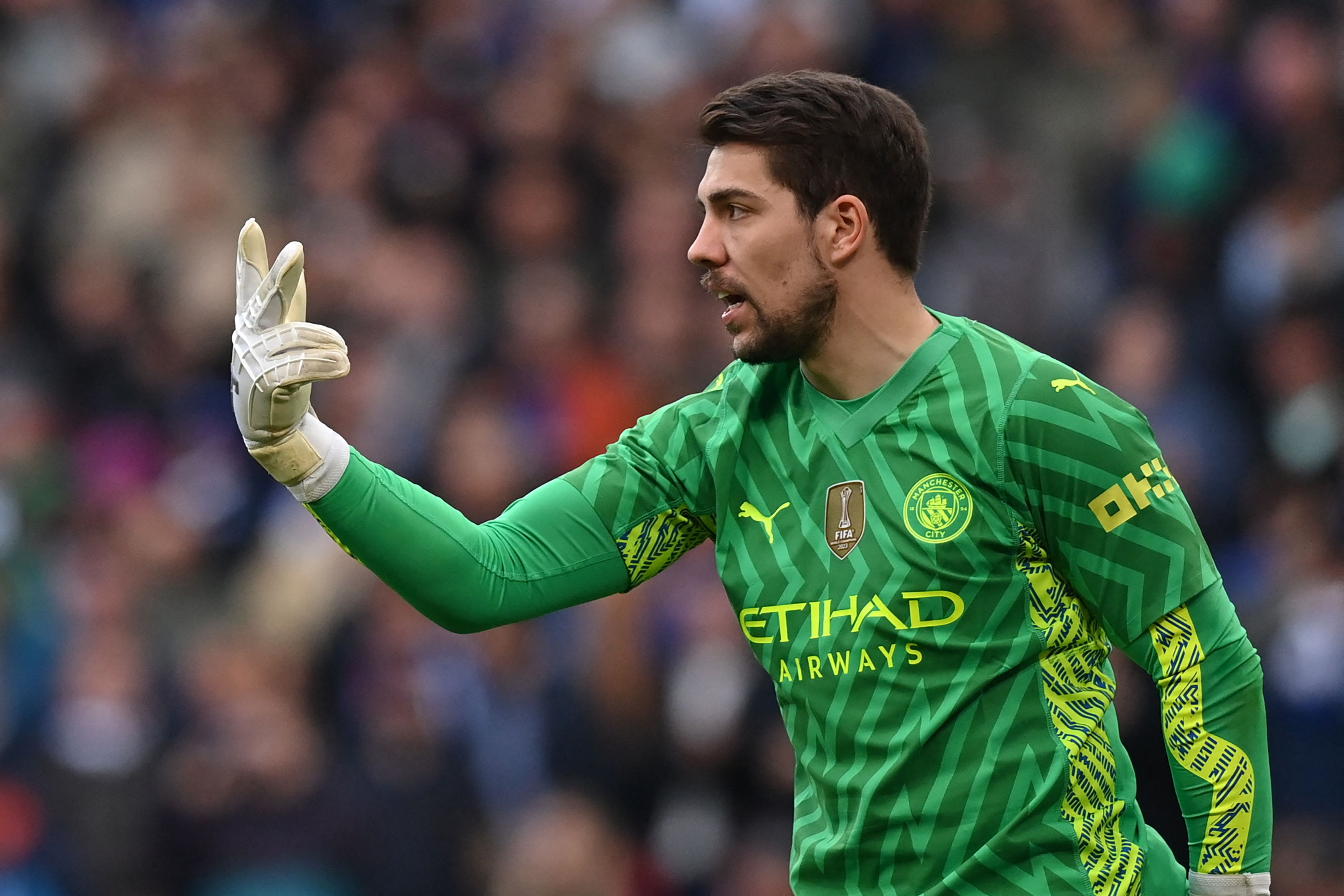 Stefan Ortega. saltó al campo en lugar de Ederson que salió lesionado.