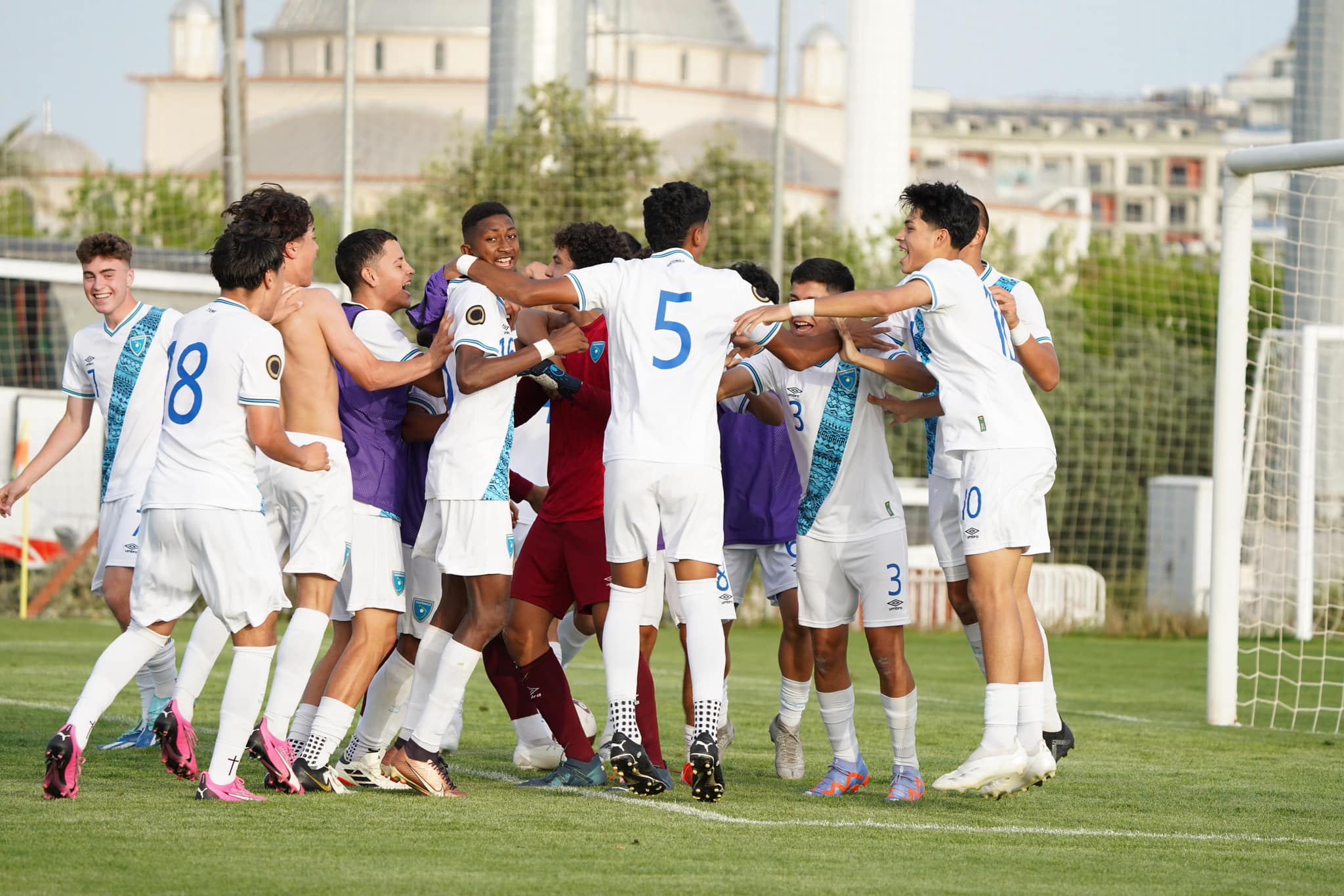 La Selección Sub 18 de Guatemala está jugando un torneo amistoso en Turquía.