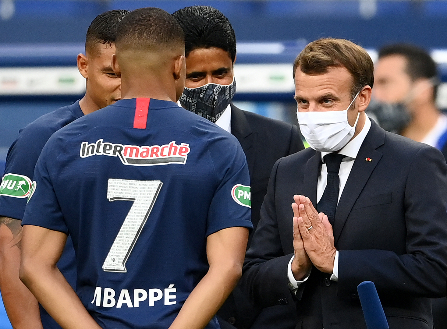 Emmanuel Macron, presidente de Francia, habló de las opciones de Mbappé para jugar los Juegos Olímpicos de París 2024. (Foto Prensa Libre: AFP).