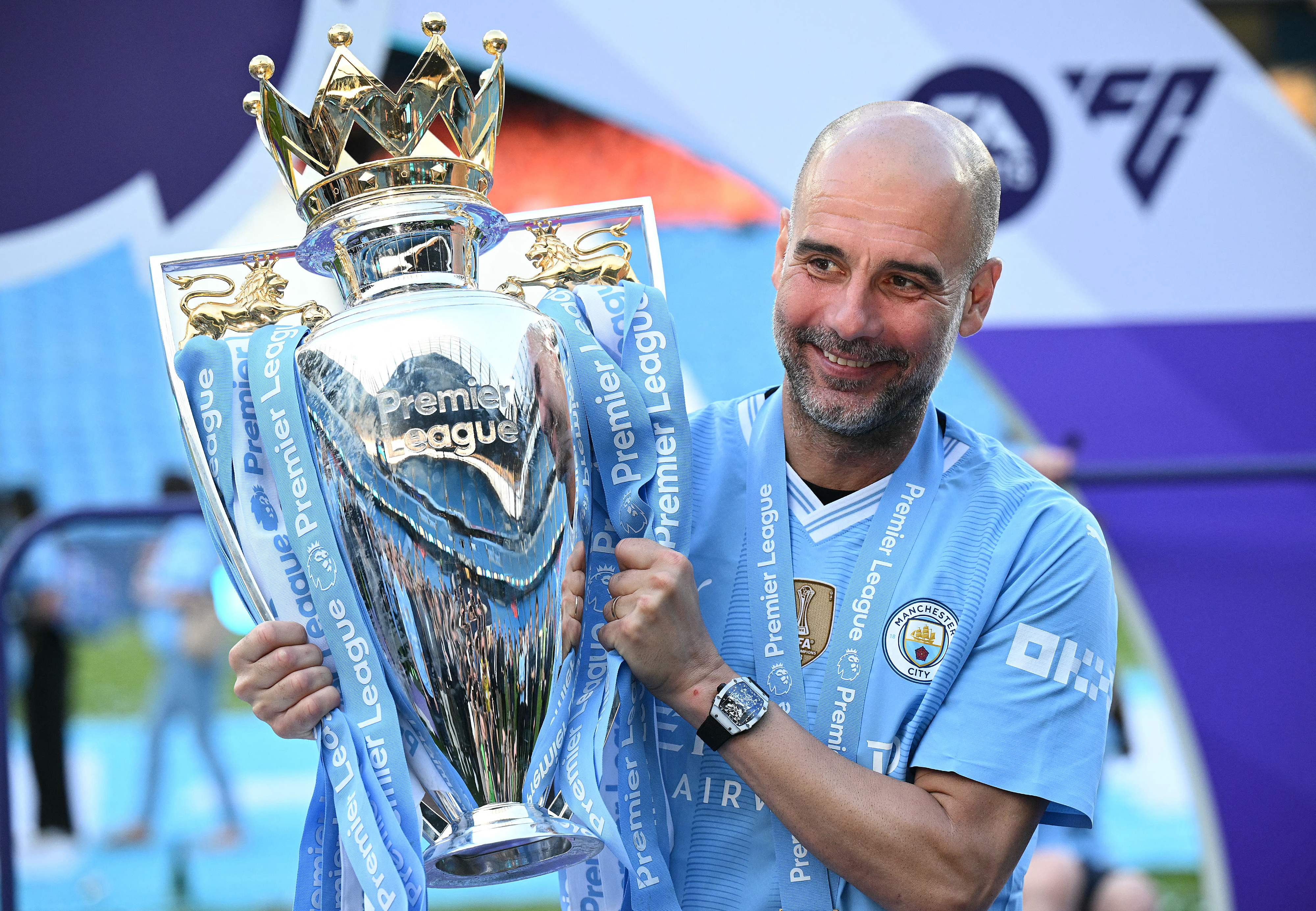 El entrenador del Manchester City, Pep Guardiola, dejó en dudas su continuidad.