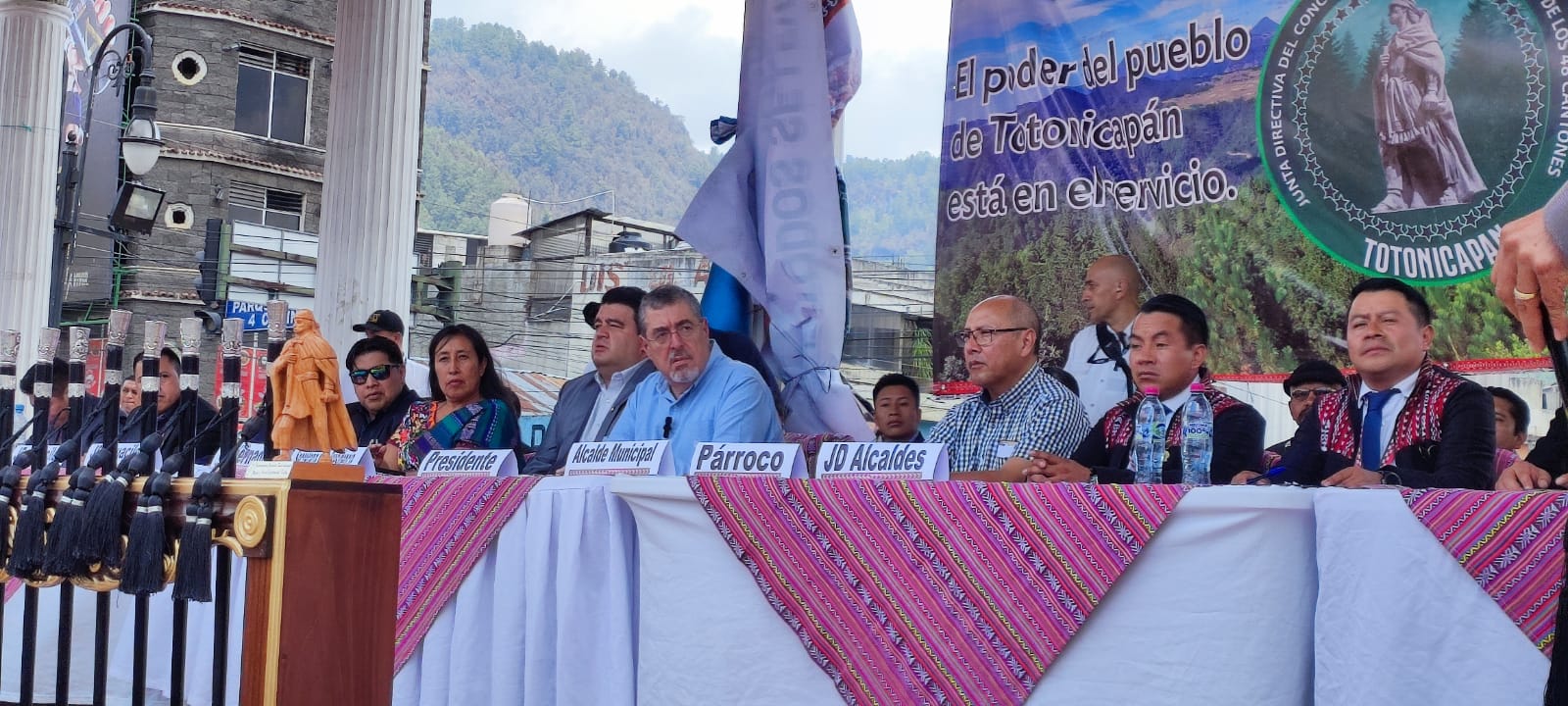 Presidente Bernardo Arévalo en visita a Totonicapán y 48 cantones (2)