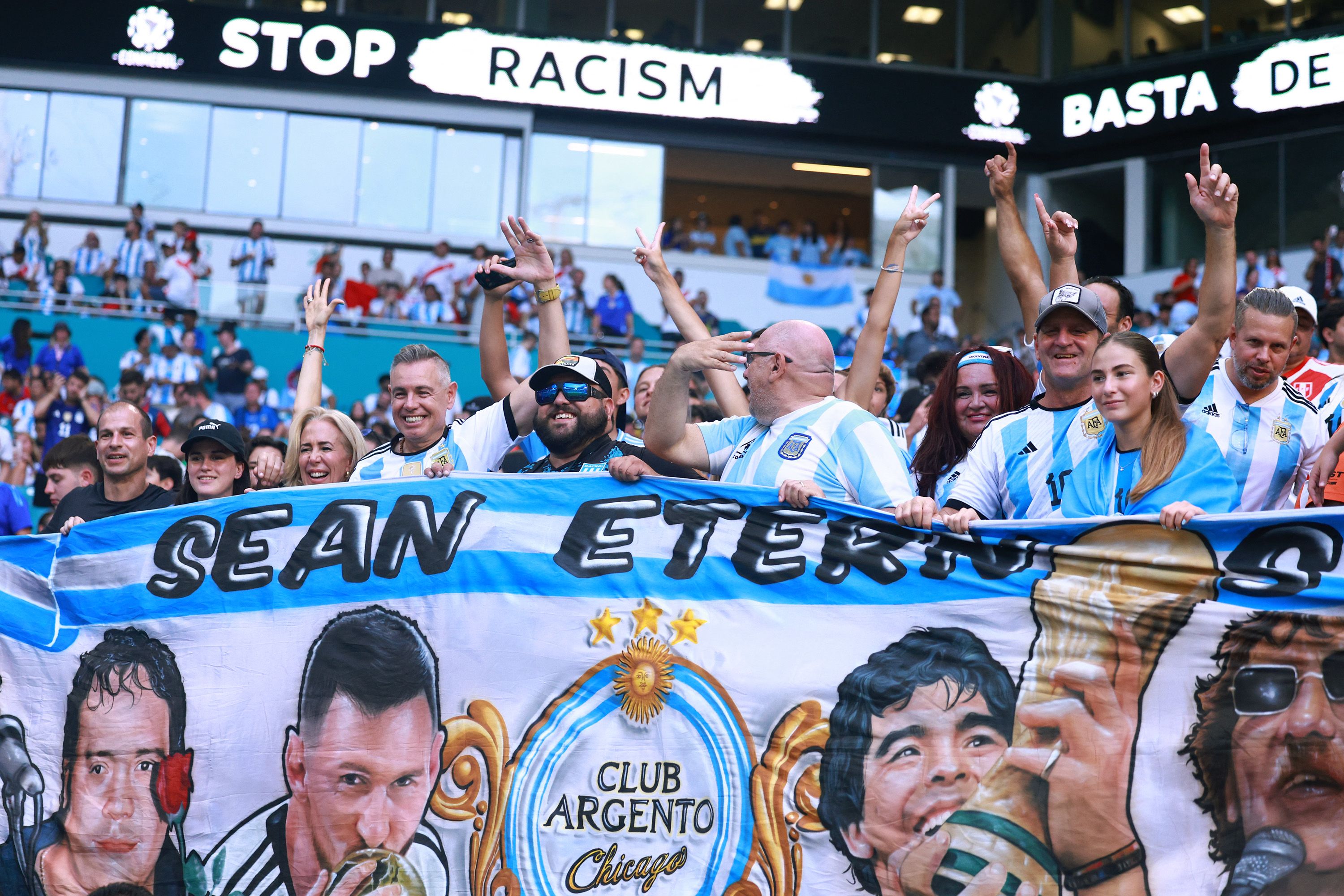 El público de Argentina en el Hard Rock Stadium de Miami.