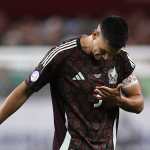 GLENDALE, ARIZONA - JUNE 30: Cesar Montes of Mexico reacts during the CONMEBOL Copa America 2024 Group D match between Mexico and Ecuador at State Farm Stadium on June 30, 2024 in Glendale, Arizona. Omar Vega/Getty Images/AFP (Photo by Omar Vega / GETTY IMAGES NORTH AMERICA / Getty Images via AFP)