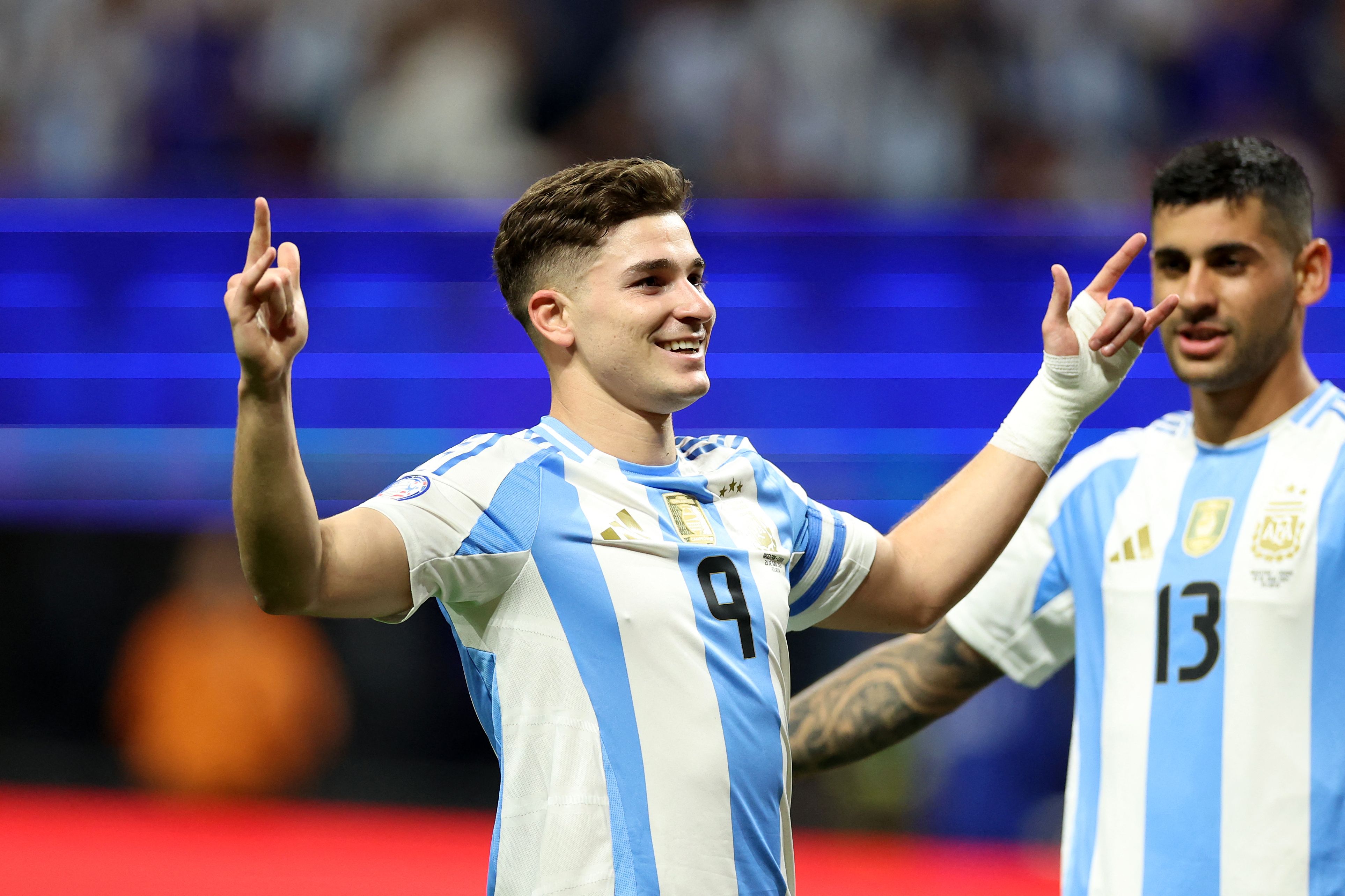 Julián Álvarez fue el autor del primer gol del torneo para Argentina en el debut ante Canadá.'