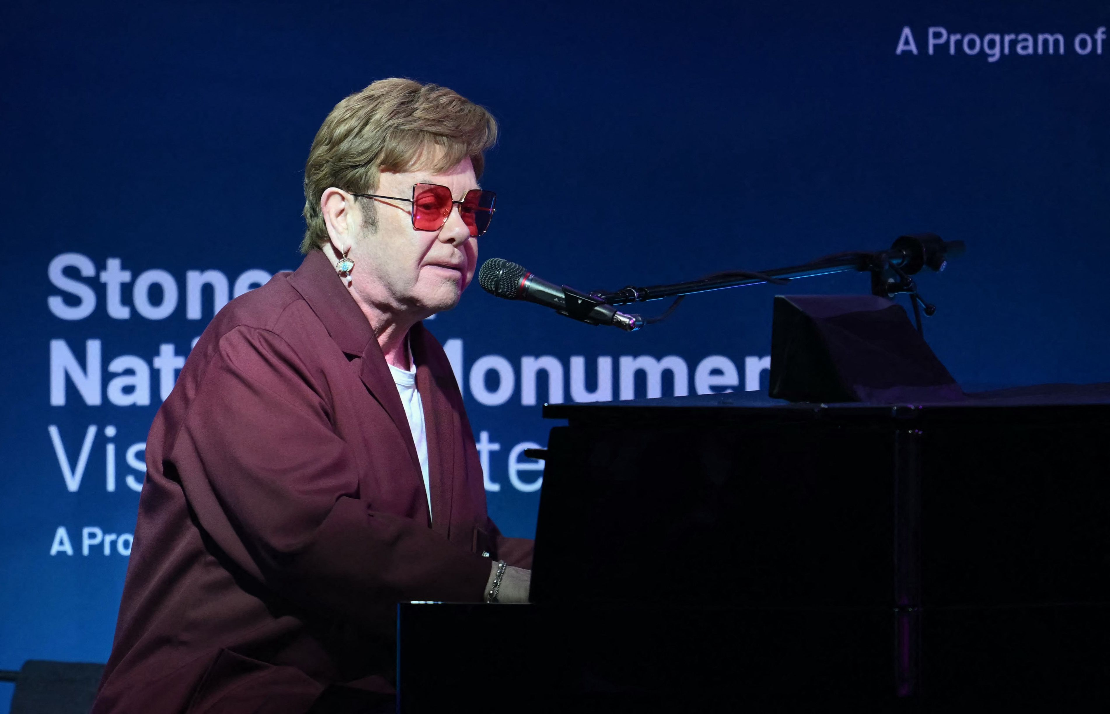 Elton John dijo adiós a sus conciertos.