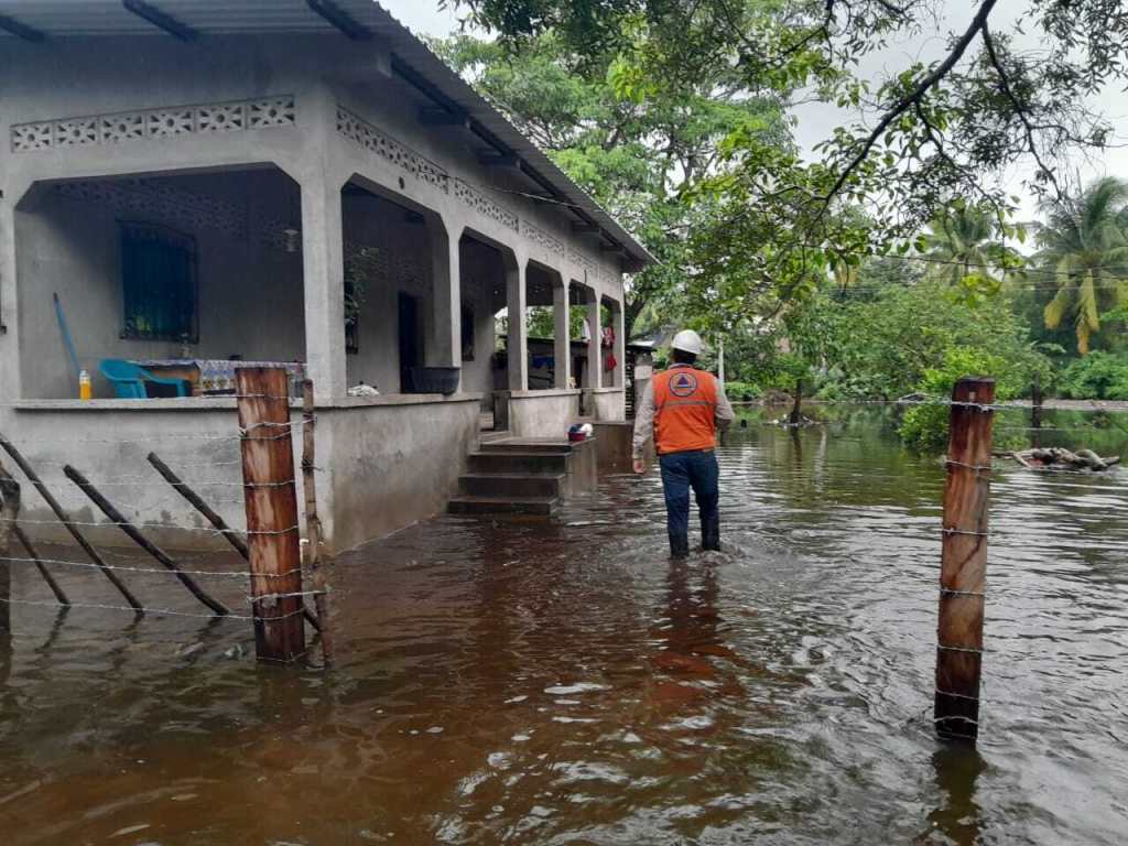 Inundaciones en aldeas de Motuya Jutiapa