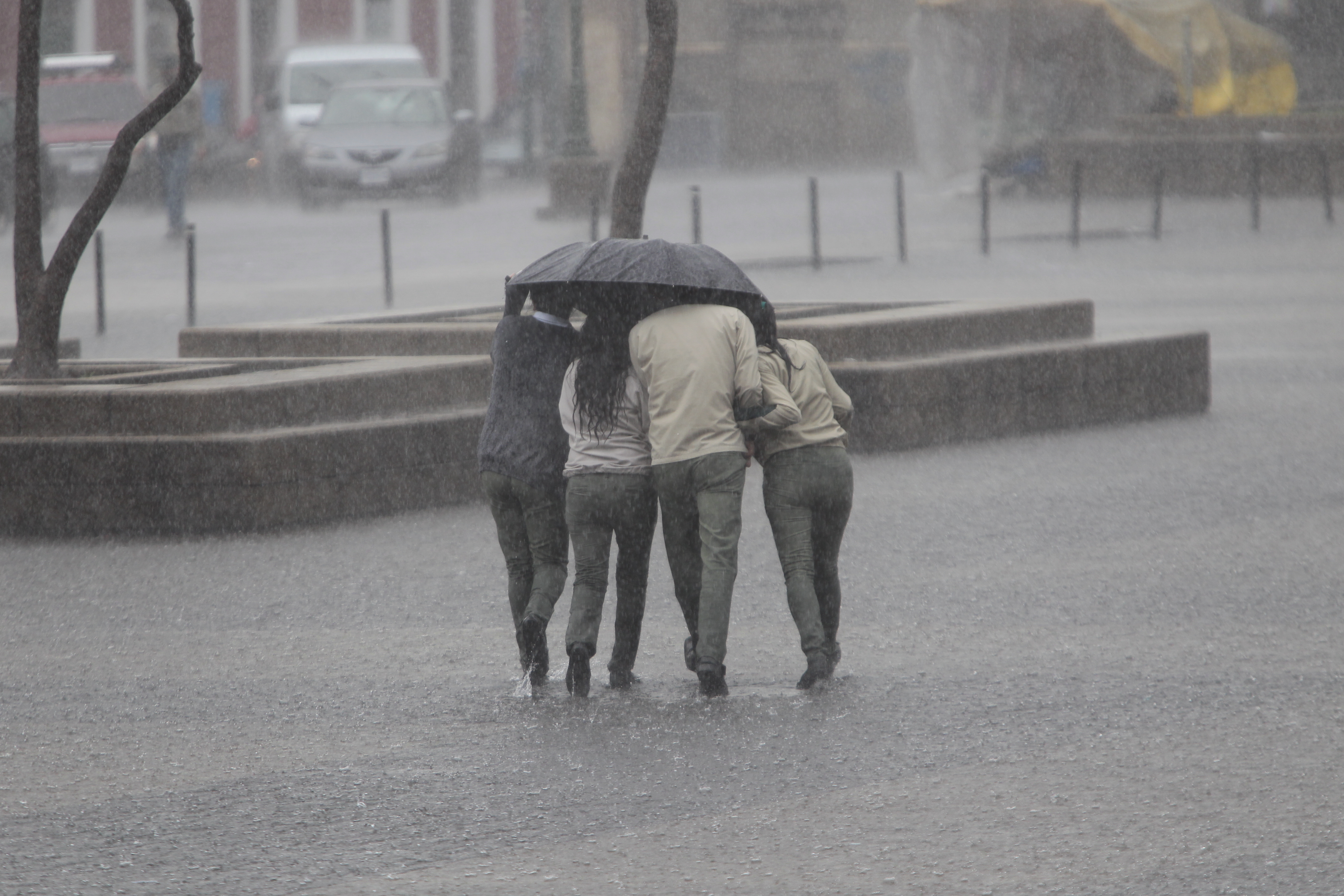 La temporada lluviosa en Guatemala podría ser más copiosa y larga debido a La Niña. (Foto HemerotecaPL / Érick Ávila)

Fotografa Erick Avila:                       21/09/2015