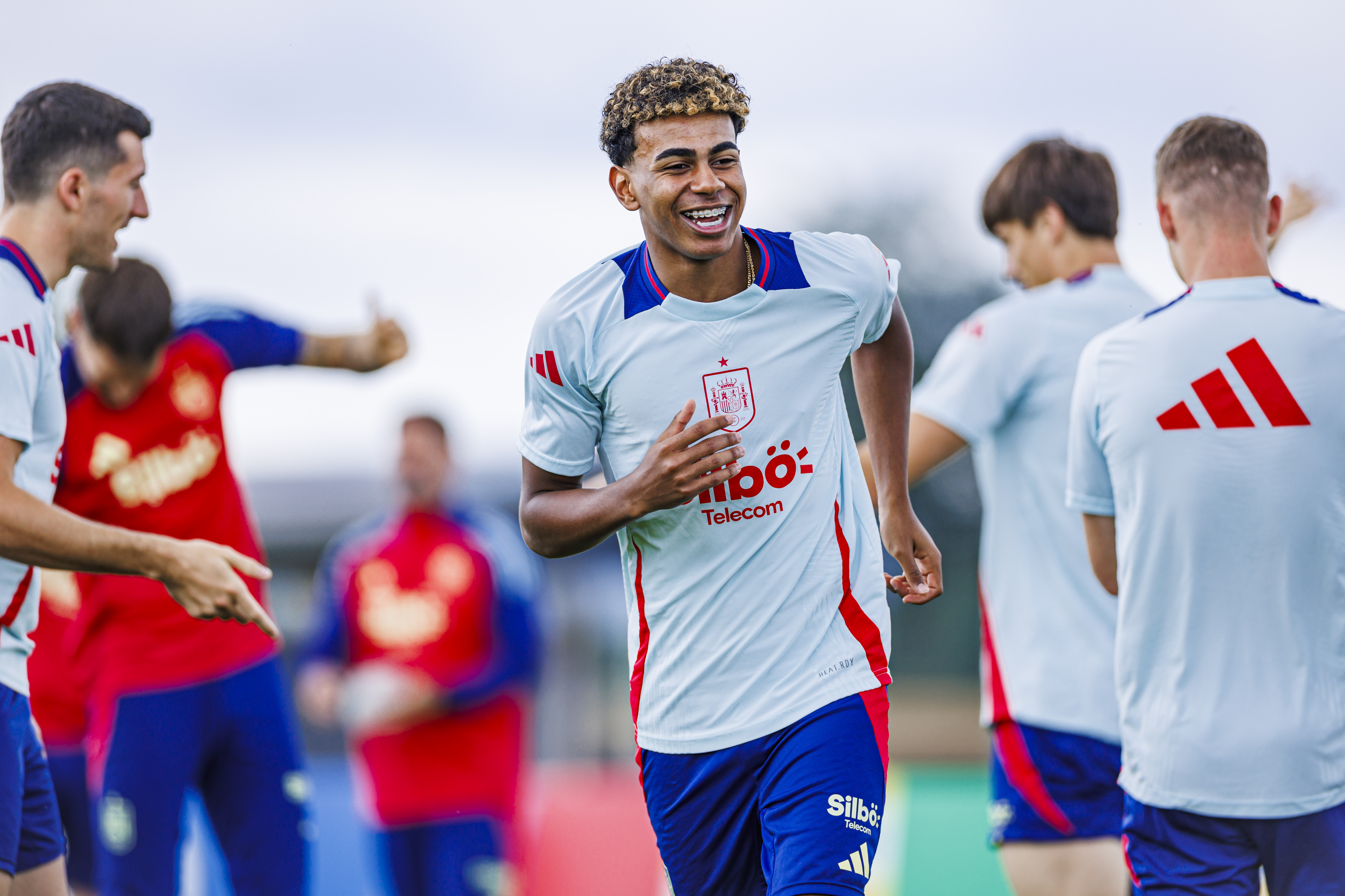 Lamine Yamal en el entrenamiento previo a la final.