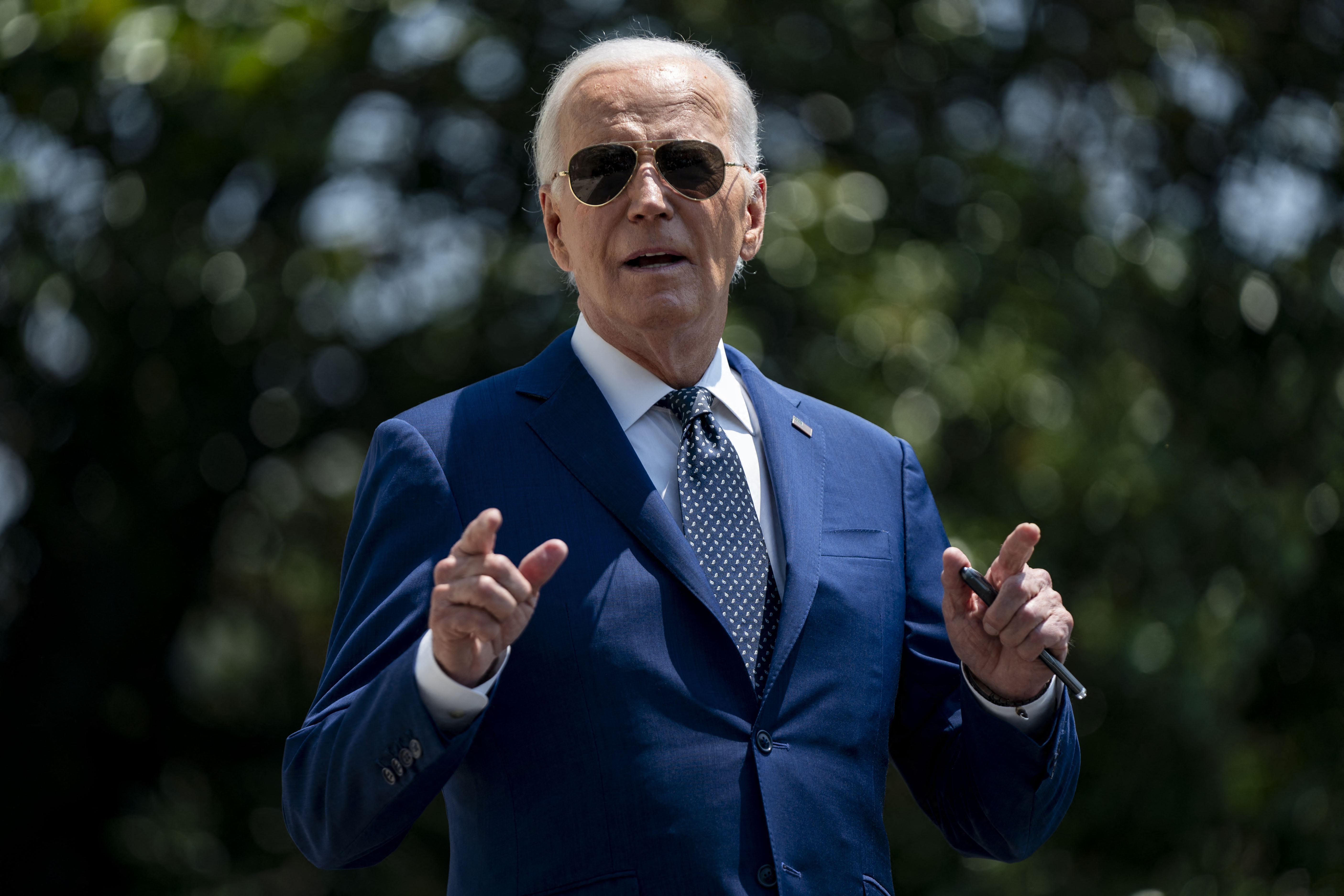 El presidente de Estados Unidos, Joe Biden, informa a través de un artículo en The Washington Post tres reformas que busca aprobar para cambiar el funcionamiento del Tribunal Supremo para impedir que alguien esté por encima de la ley. (Foto Prensa Libre: Bonnie Cash/Getty Images/AFP).