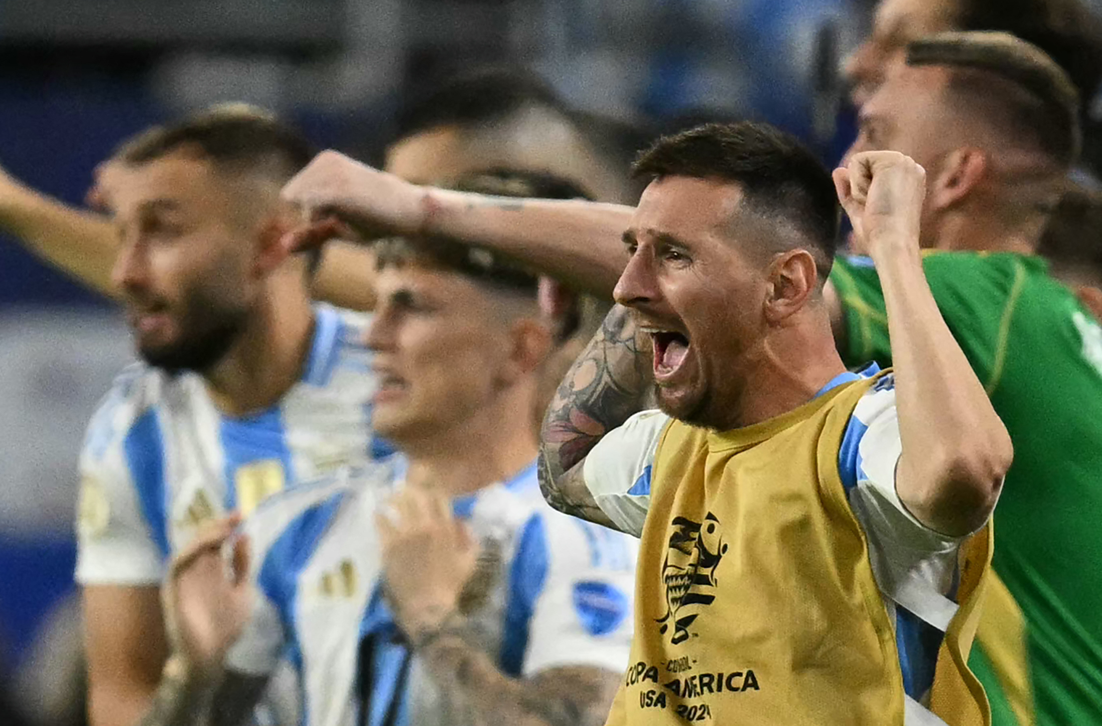 Lionel Messi durante la final de la Copa América, siendo la última vez que jugó con Argentina antes de su lesión.