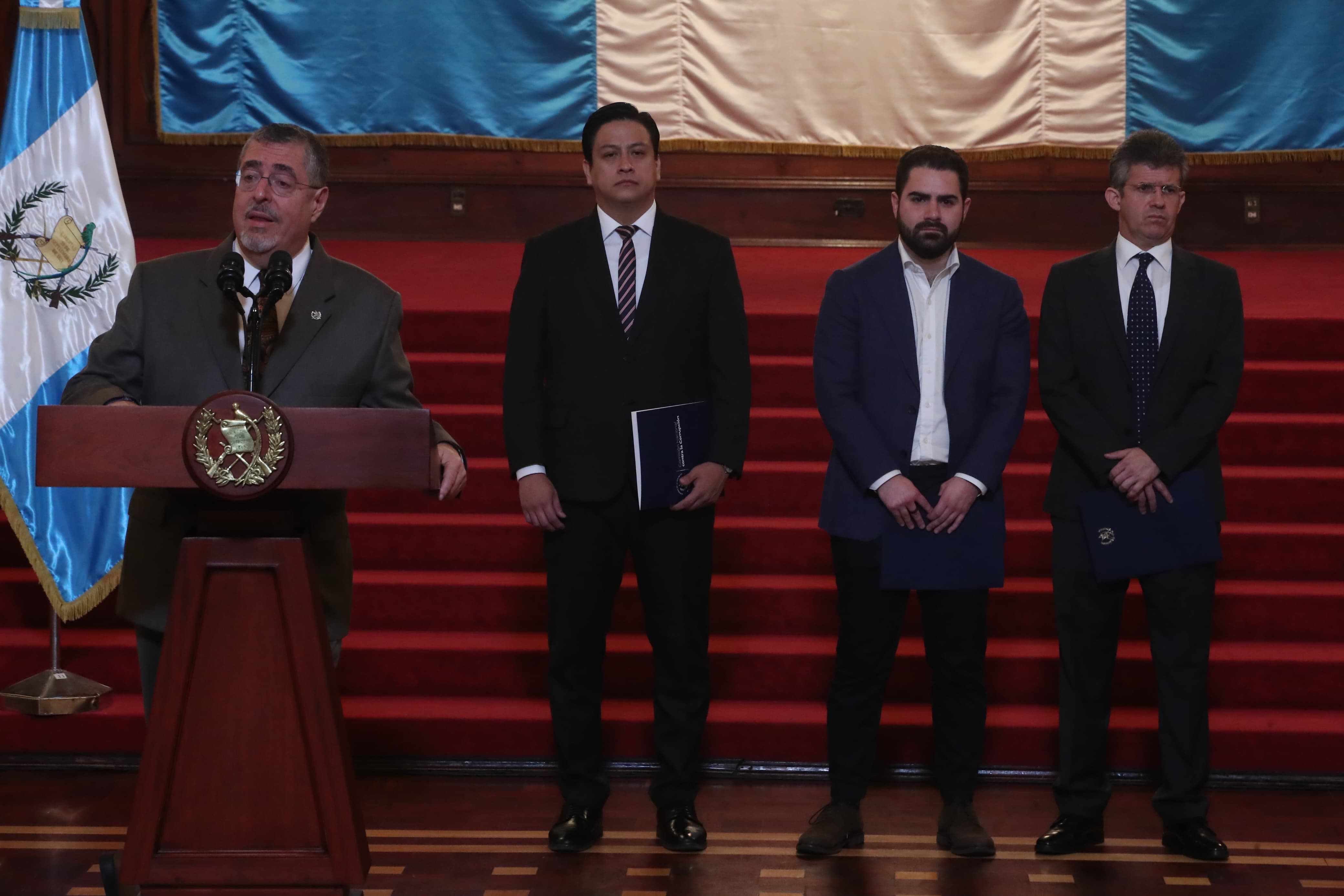 El presidente Bernardo Arévalo nombra este 15 de julio a tres jefes de dependencias del Ejecutivo. (Foto Prensa Libre: B. Baiza)