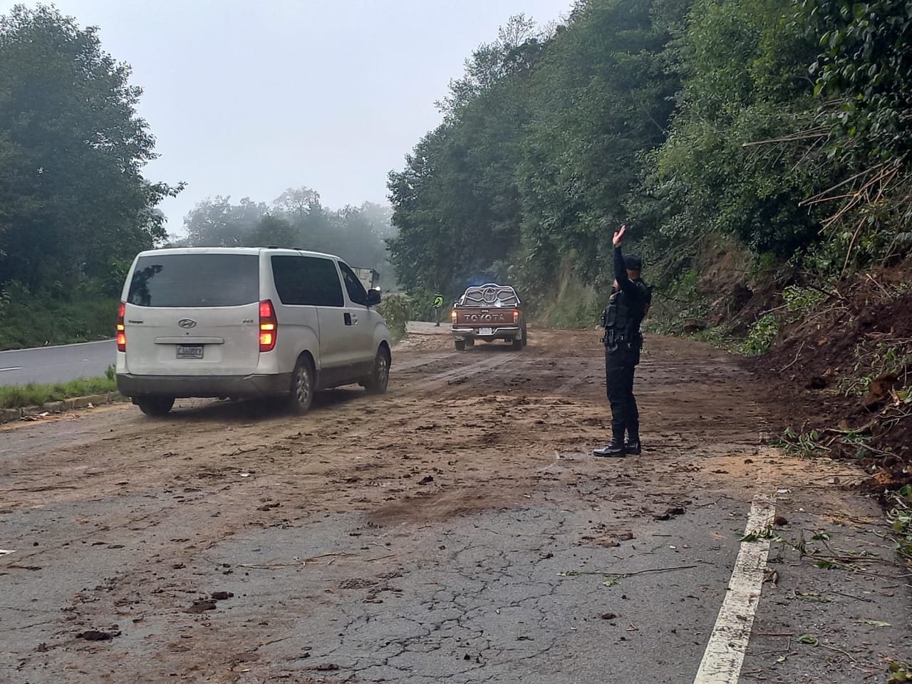 La temporada de lluvia 2024 ha dejado miles de personas afectadas en Guatemala. (Foto Prensa Libre: Conred)