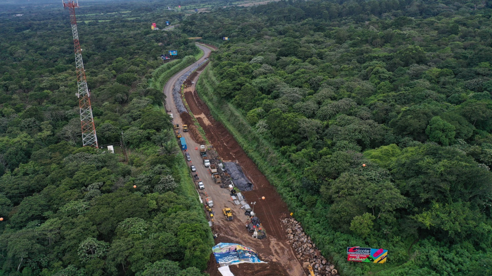 Hundimiento autopista Palin-Escuintla 24 de julio 2024 Prensa Libre (4)