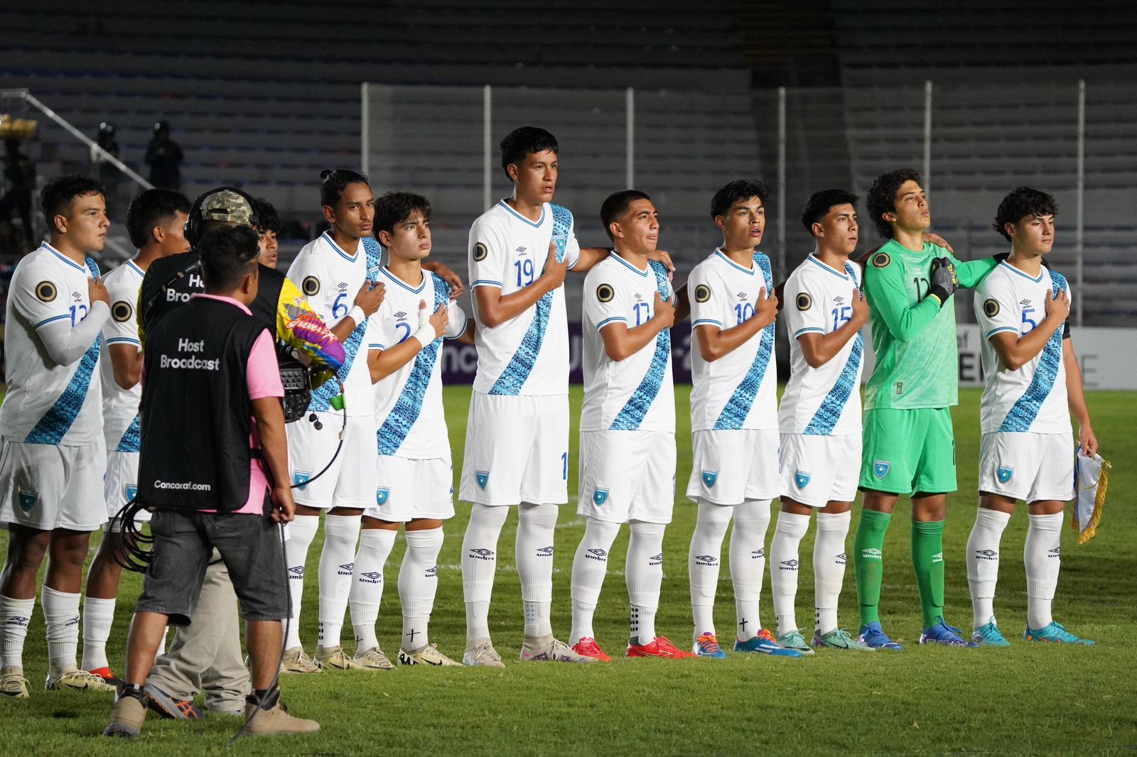 La Selección Sub 20 está con pie y medio afuera del Premundial.