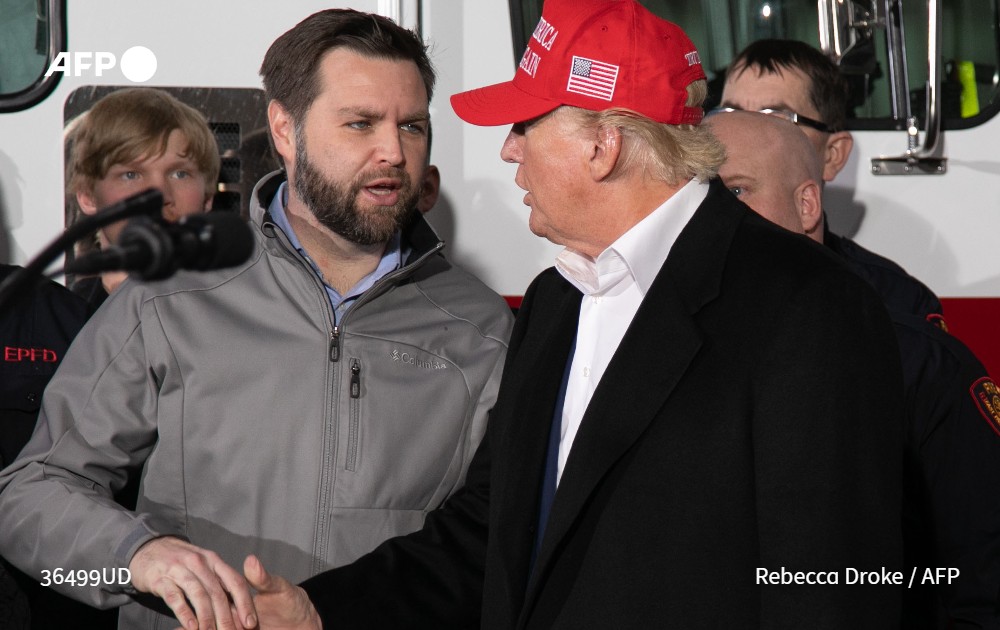 El senador J.D. Vanc acompañará a Donald Trump a buscar un nuevo periodo presidencial en Estados Unidos. (Foto Prensa Libre: AFP