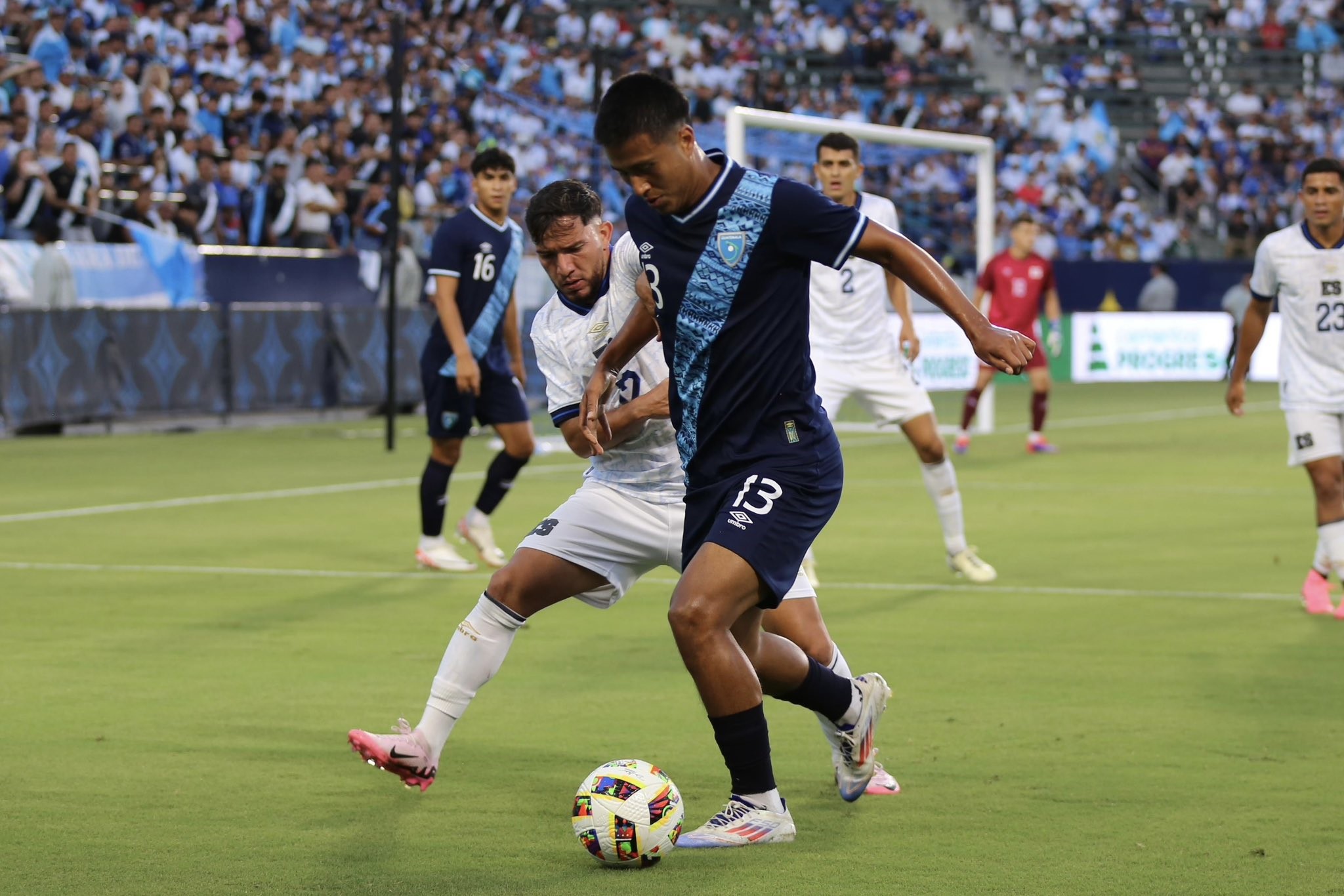 Guatemala no pudo contra El Salvador y terminó perdiendo 1-0 en un amistoso disputado en Estados Unidos. (Foto Prensa Libre: Fedefut)