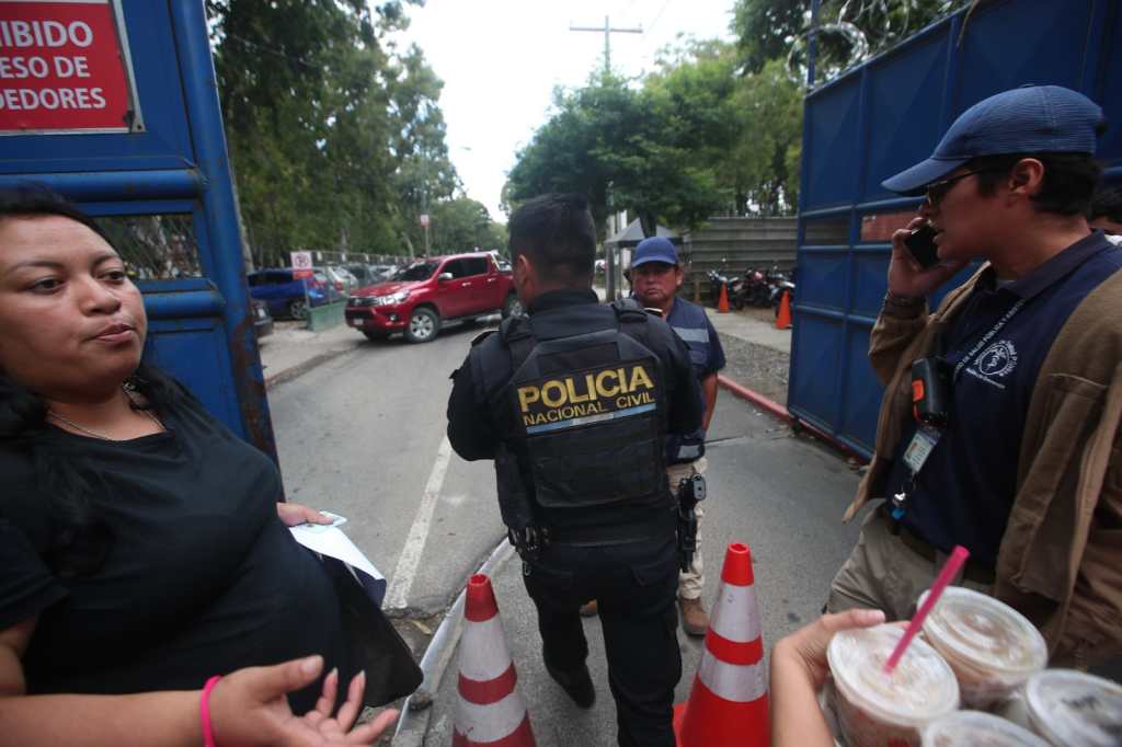 Hospital Roosevelt evacuacion explosivo 14 de agosto 2024 (10)