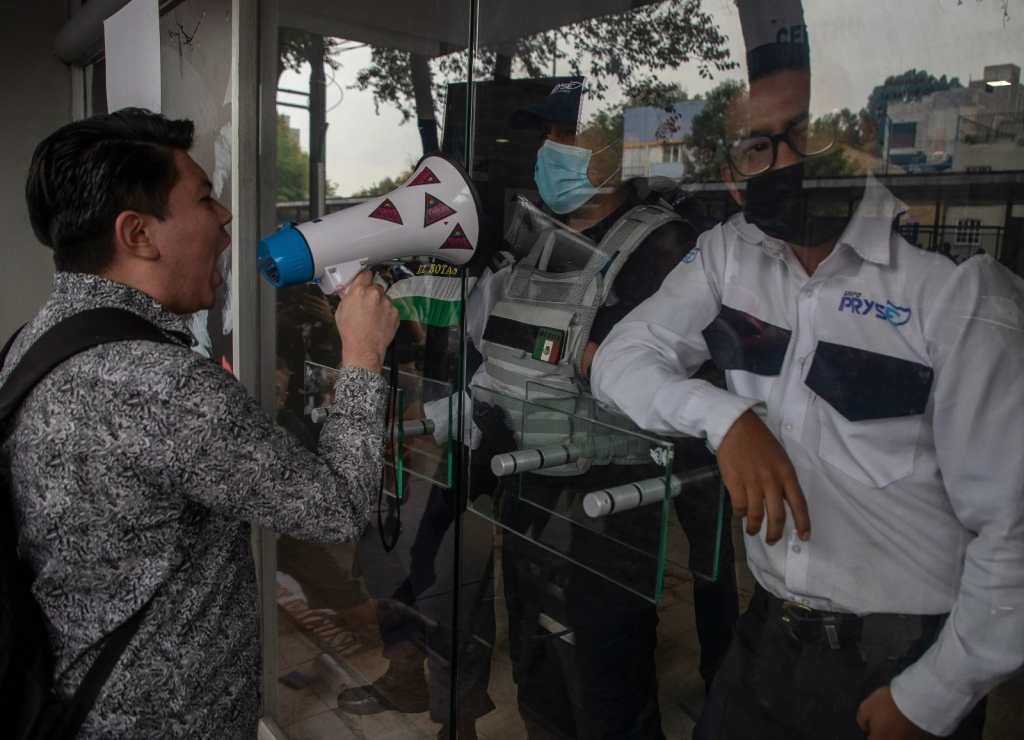 Protesta por vacunas contra viruela del mono en México