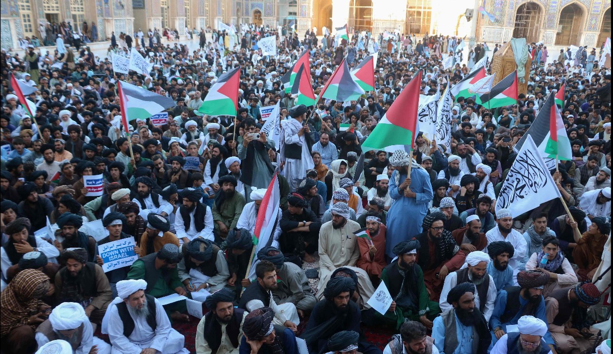 Protestas en Afganistán contra la muerte del antiguo jefe de Hamás, Ismail Haniyeh. (Foto Prensa Libre: AFP)