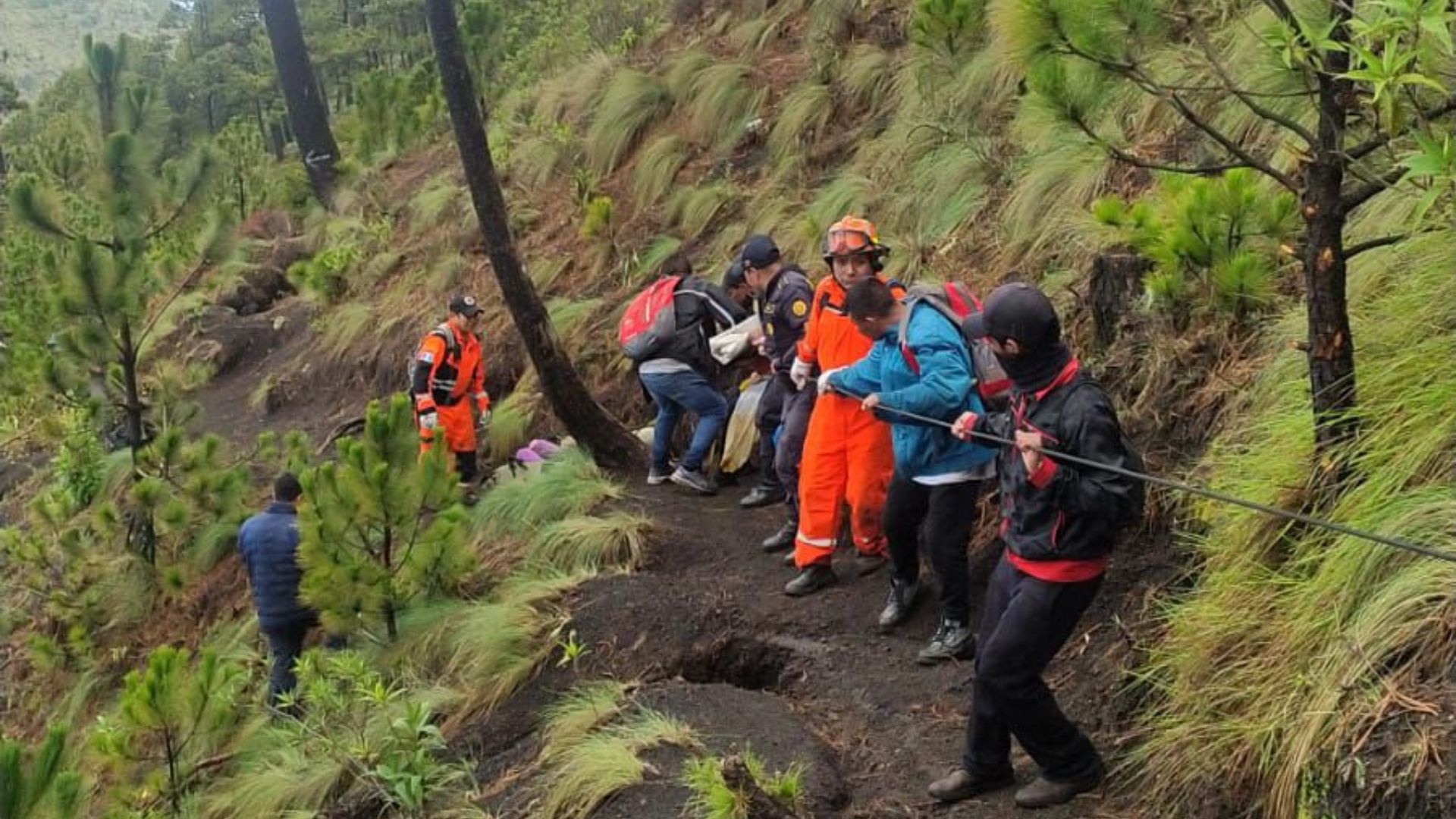 Turista murió en volcán Acatenango Guatemala agosto 2024 (1)