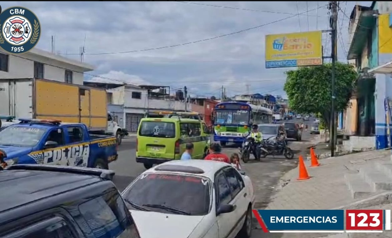 El hecho violento ocurrió en un callejón de la colonia El Milagro, zona 6 de Mixco. (Foto: Bomberos Municipales)