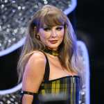 Taylor Swift después de publicar su apoyo a Harris asistió a los MTV MVAs 2024 en Nueva York.