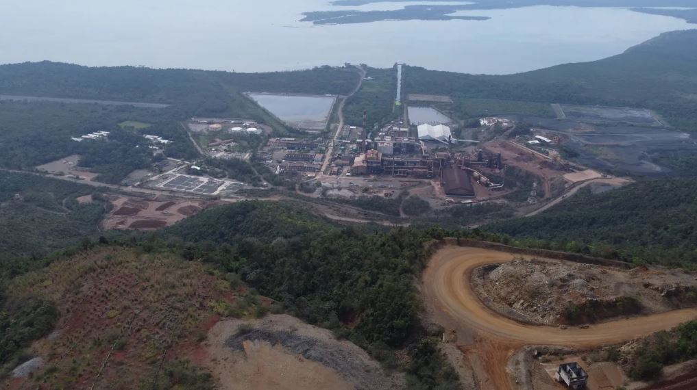 CGN (minera) y Pronico (procesadora), están instaladas en El Estor, Izabal.  (Foto, Prensa Libre: Hemeroteca PL).