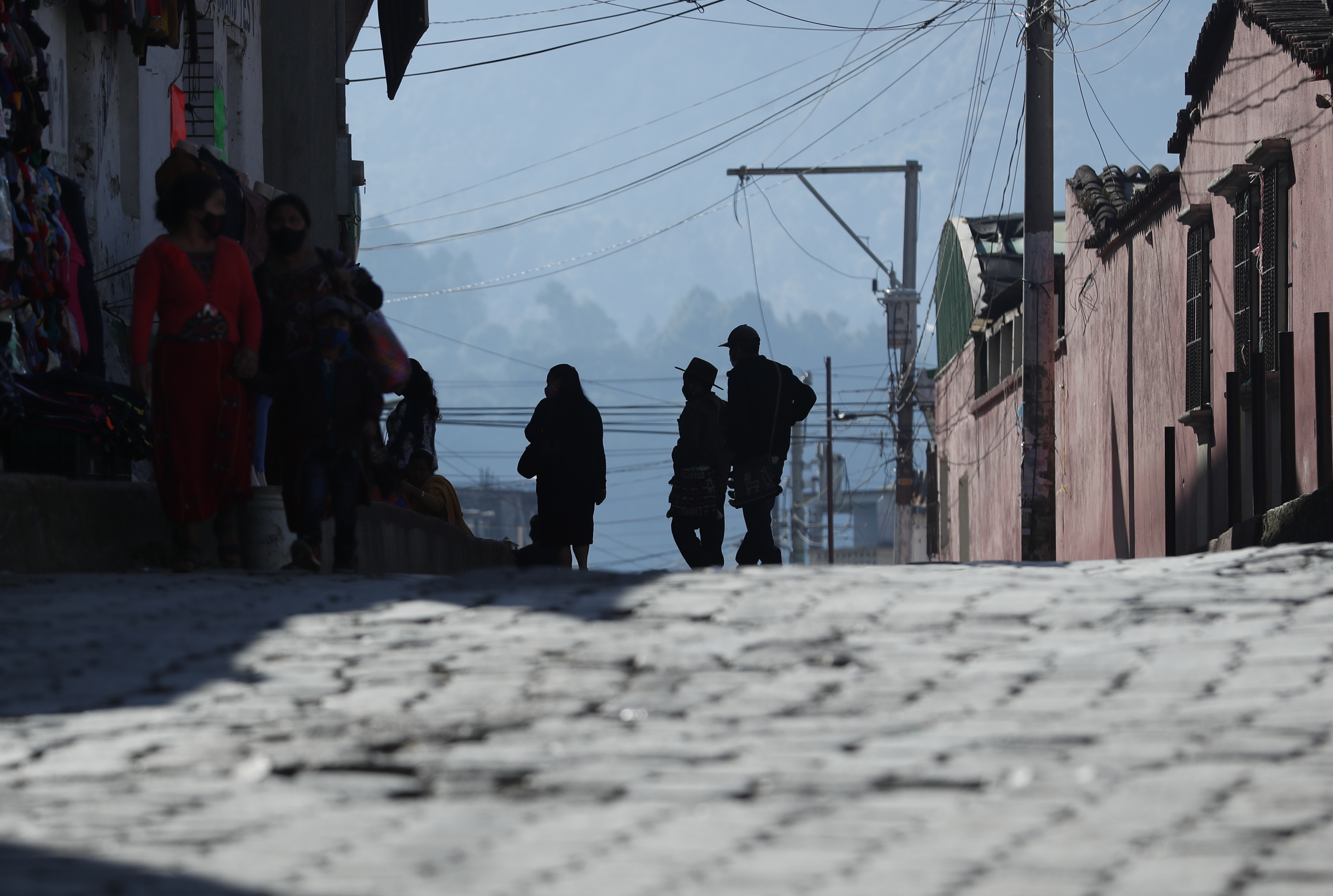 Adolescente es remitido por tener imágenes de agresiones a menor de tres años.