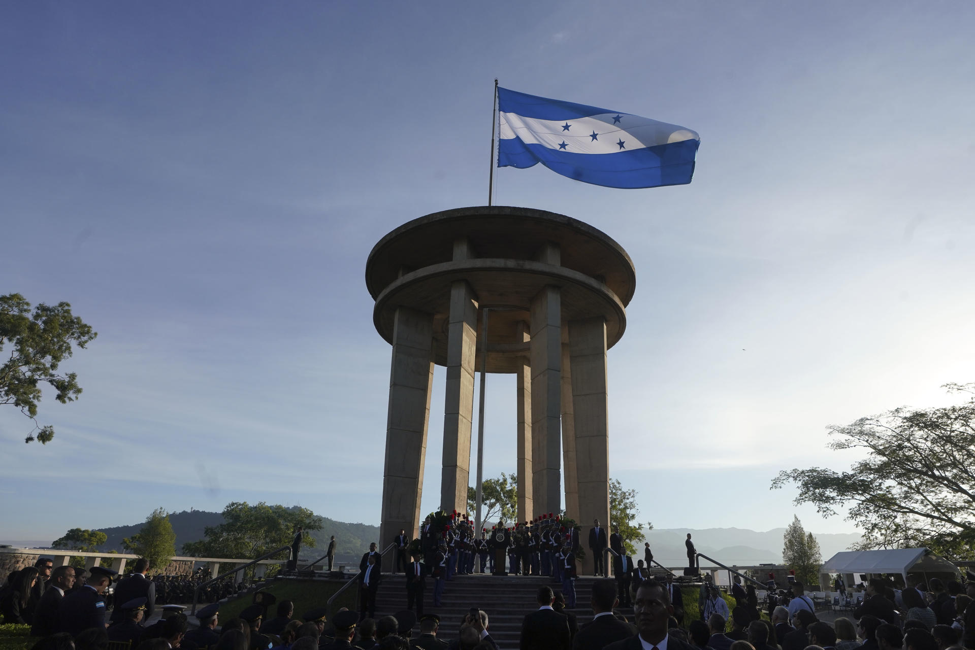 Oposición de Honduras se declara en alerta tras el fin del tratado de extradición con EE.UU.