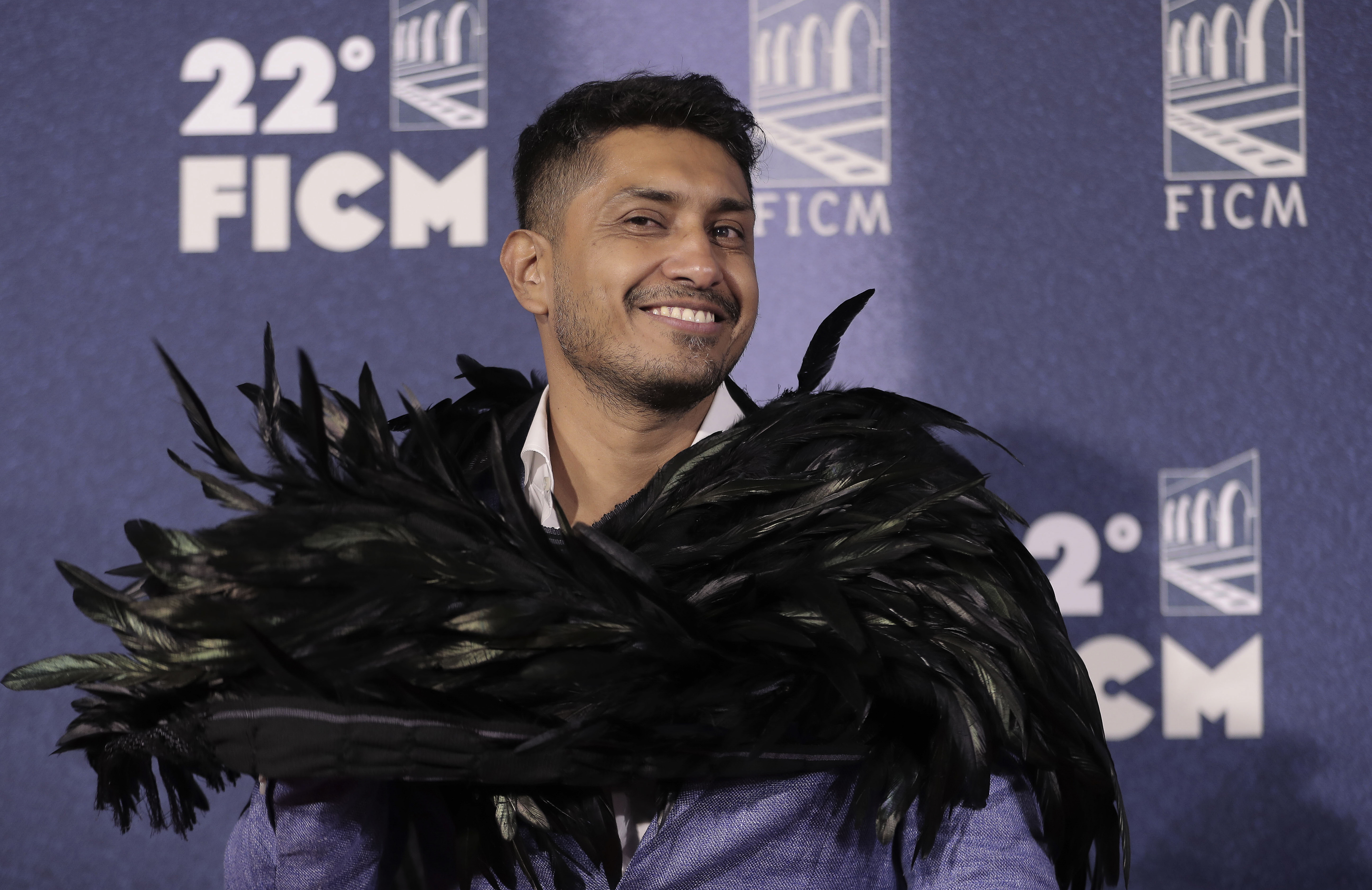 El actor mexicano Tenoch Huerta posa en la alfombra roja del Festival Internacional de Cine de Morelia (FICM) este sábado, en Michoacan (México). La alfombra roja de Pedro Páramo (2024), ópera prima del director mexicano Rodrigo Prieto. (Foto Prensa Libre: EFE)