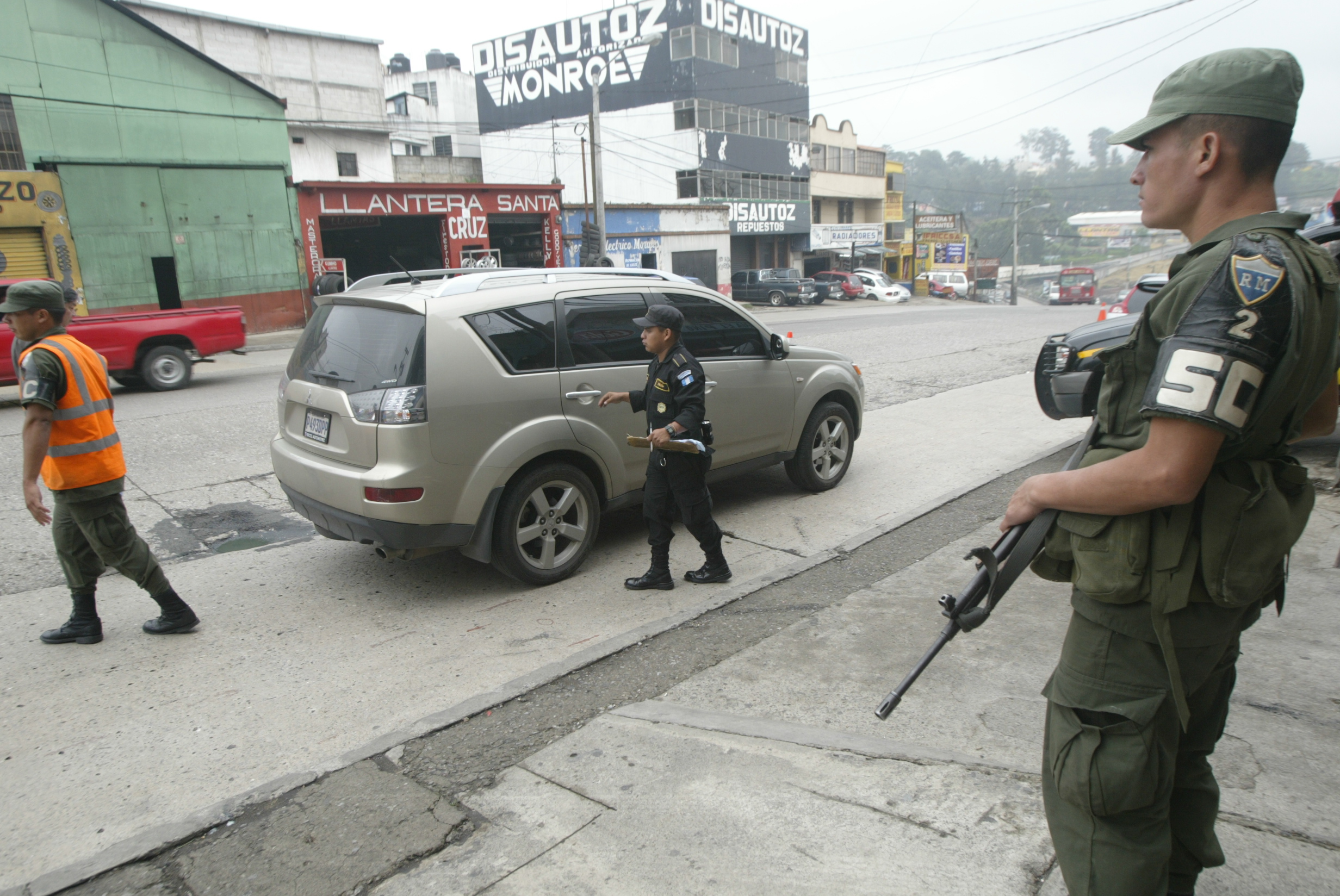 PNC y Ejército saldrán a las calles para combatir la violencia.  (Foto HemerotecaPL: Erick Avila)