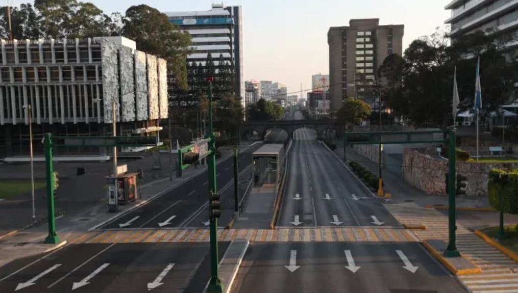 Fachada del Crédito Hipotecario Nacional CHN y Centro Cívico