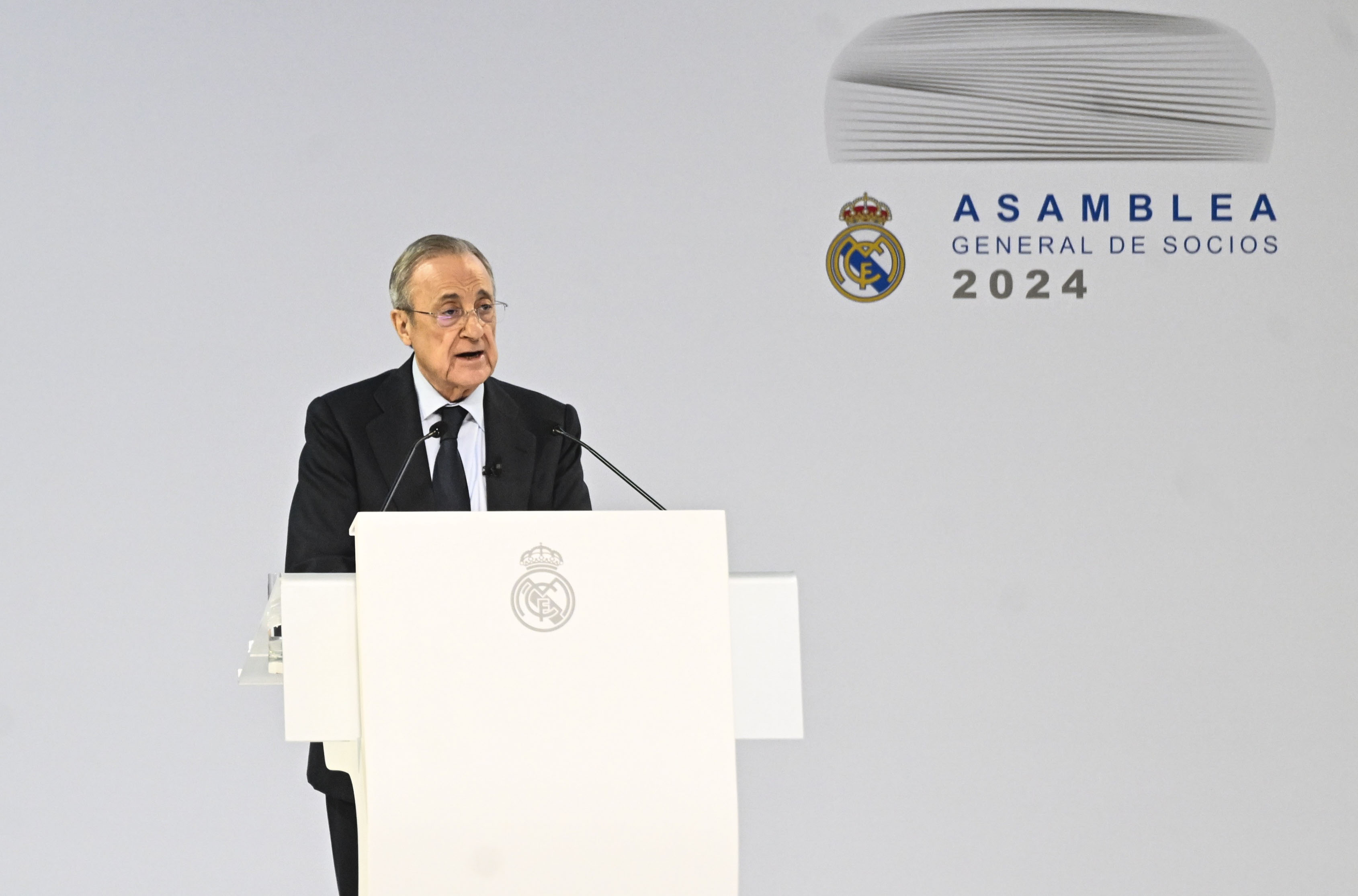 El presidente del Real Madrid, Florentino Pérez durante la asamblea