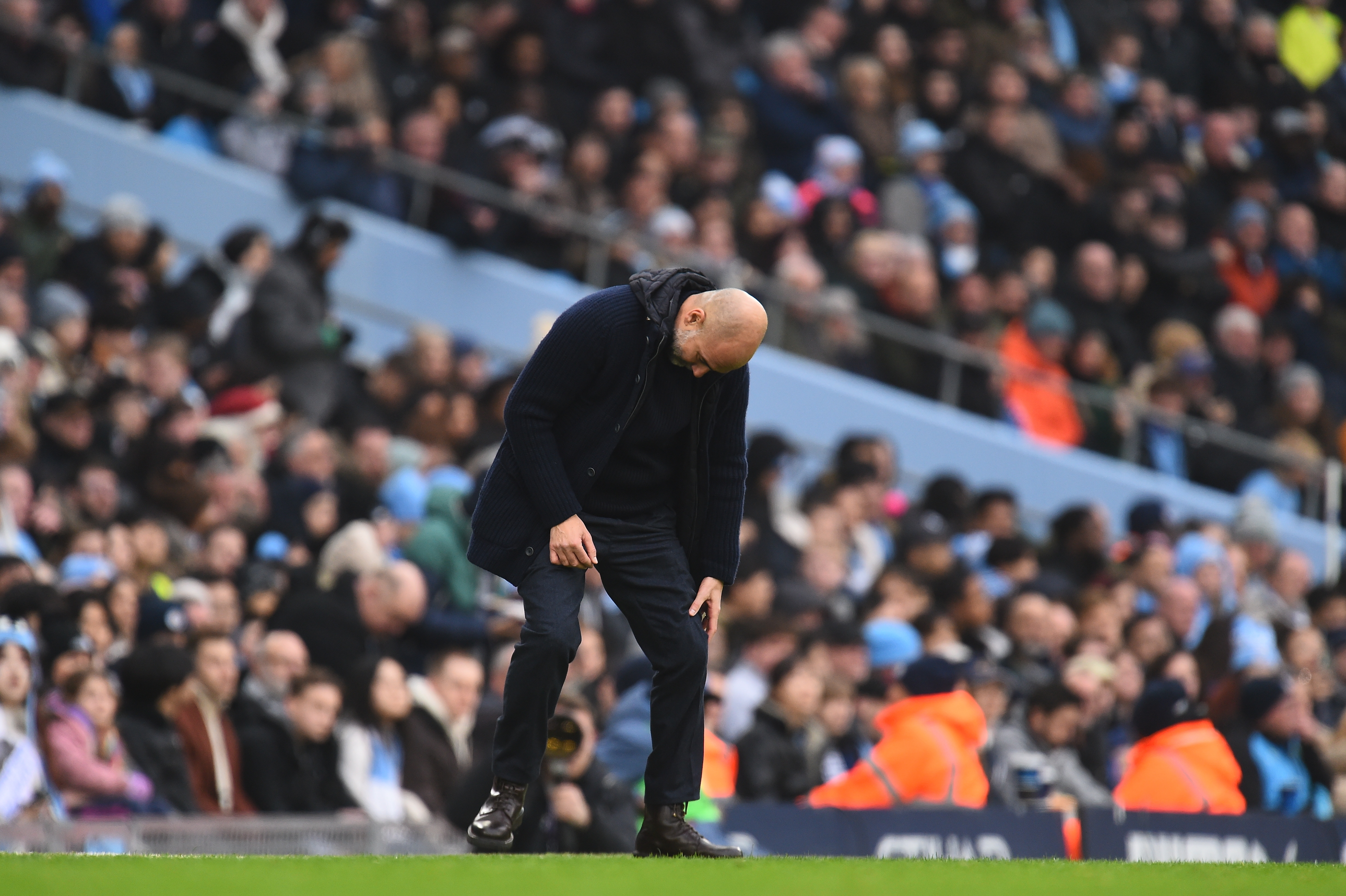 Pep Guardiola reacciona durante el partido de la Premier League entre Manchester City y Everton, 26 de diciembre de 2024.