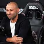 Javier Mascherano habla durante una conferencia de prensa del Inter Miami.