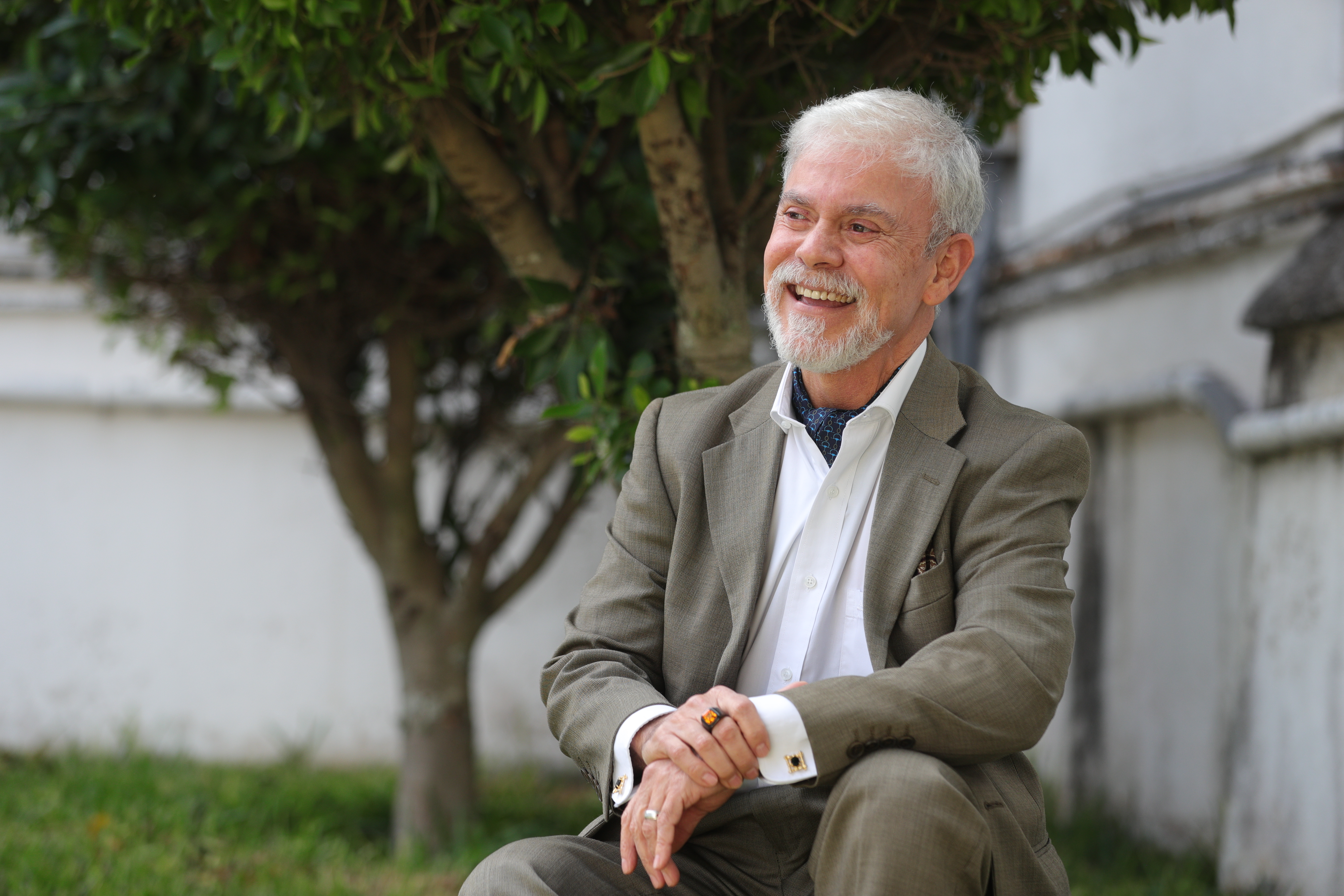 Con Sello Personal con Luigi Lanuza