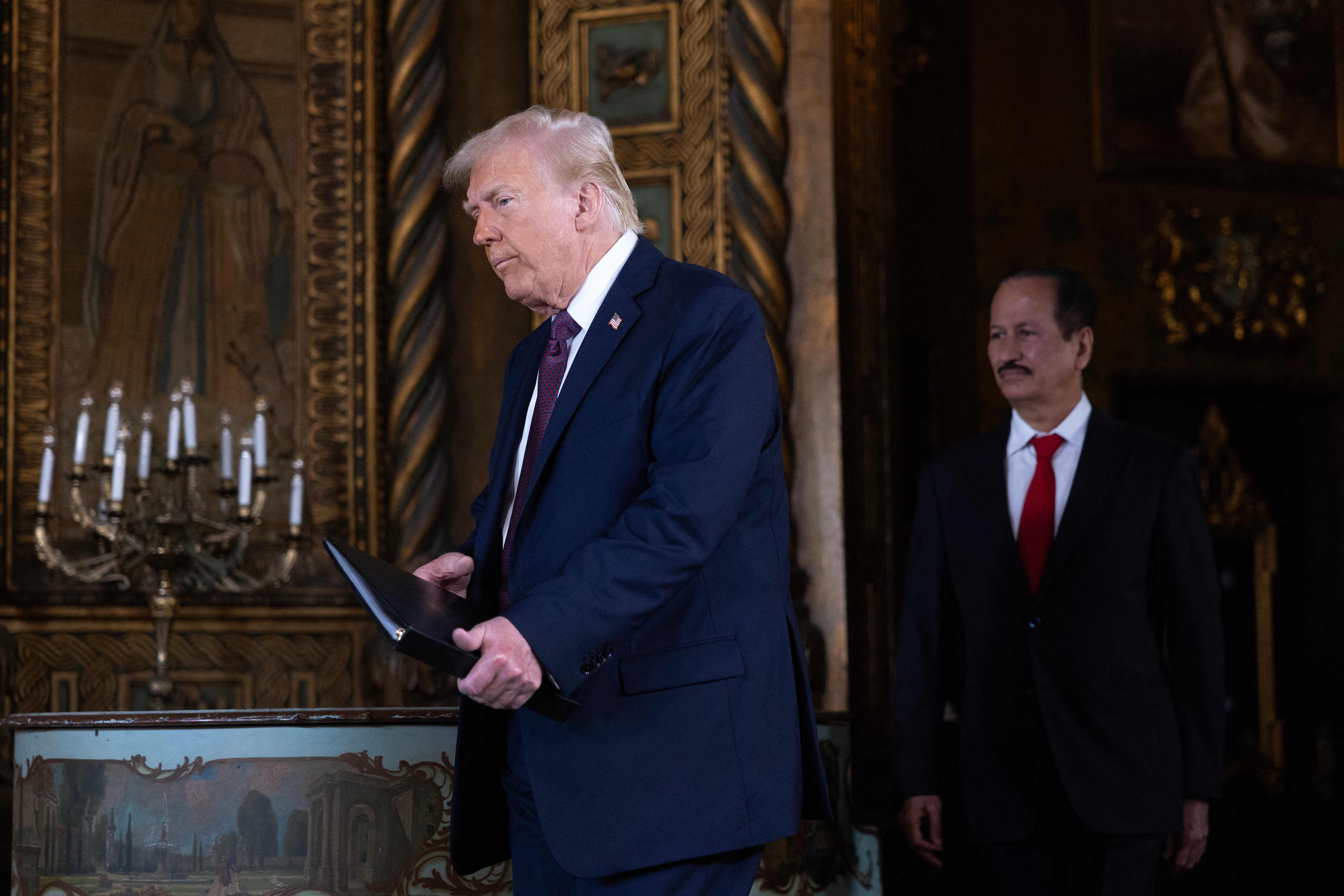 Donald Trump busca controlar el canal de Panamá y Groenlandia