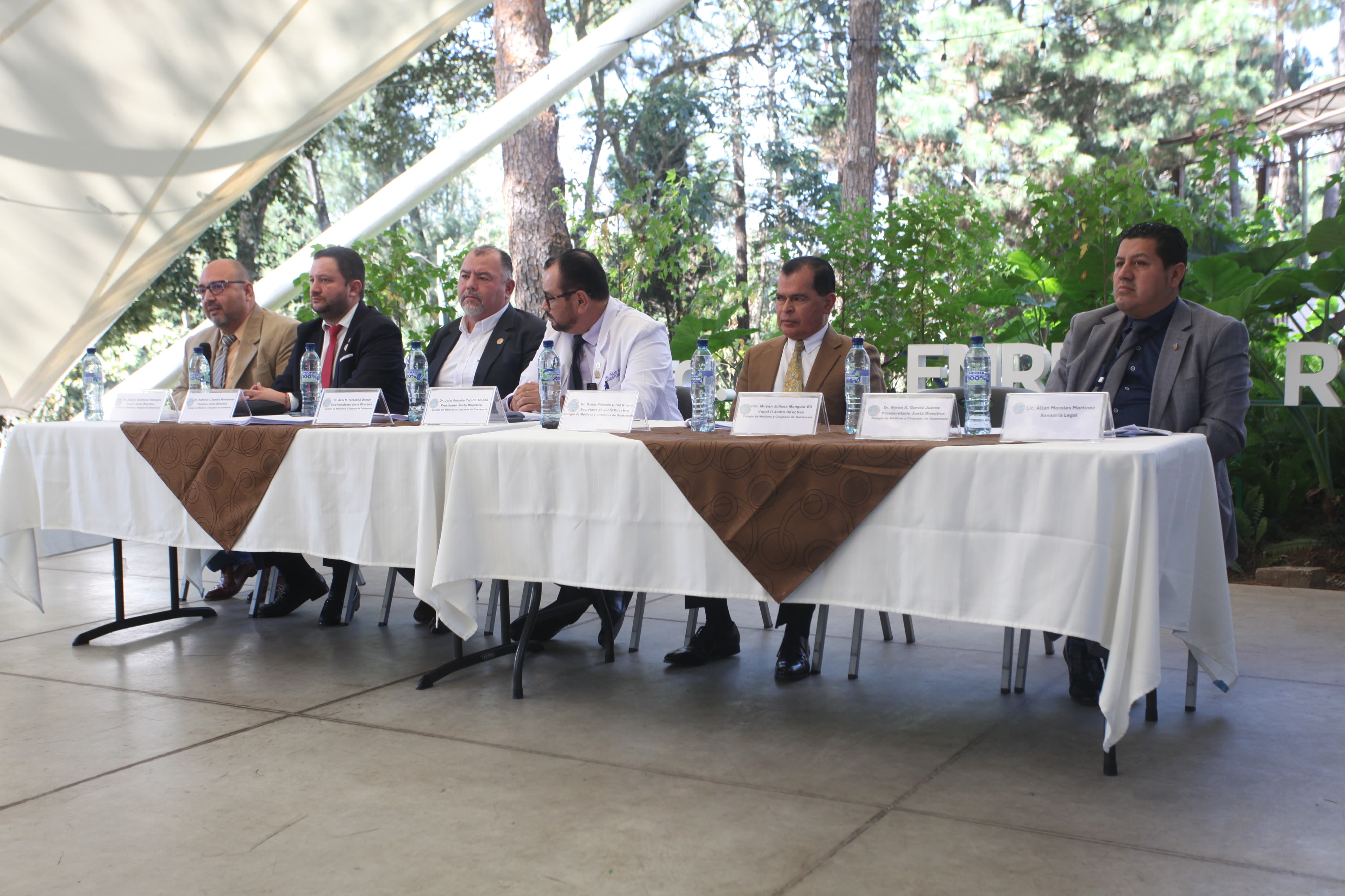 COLEGIO DE MÉDICOS POR LEY DE MEDICAMENTOS