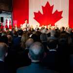 El Registro Federal de Estados Unidos informa que a los canadienses que visiten ese país por más de 30 días deberán reportarse ante las autoridades. (Foto Prensa Libre: EFE/Julio César Rivas /ARCHIVO).